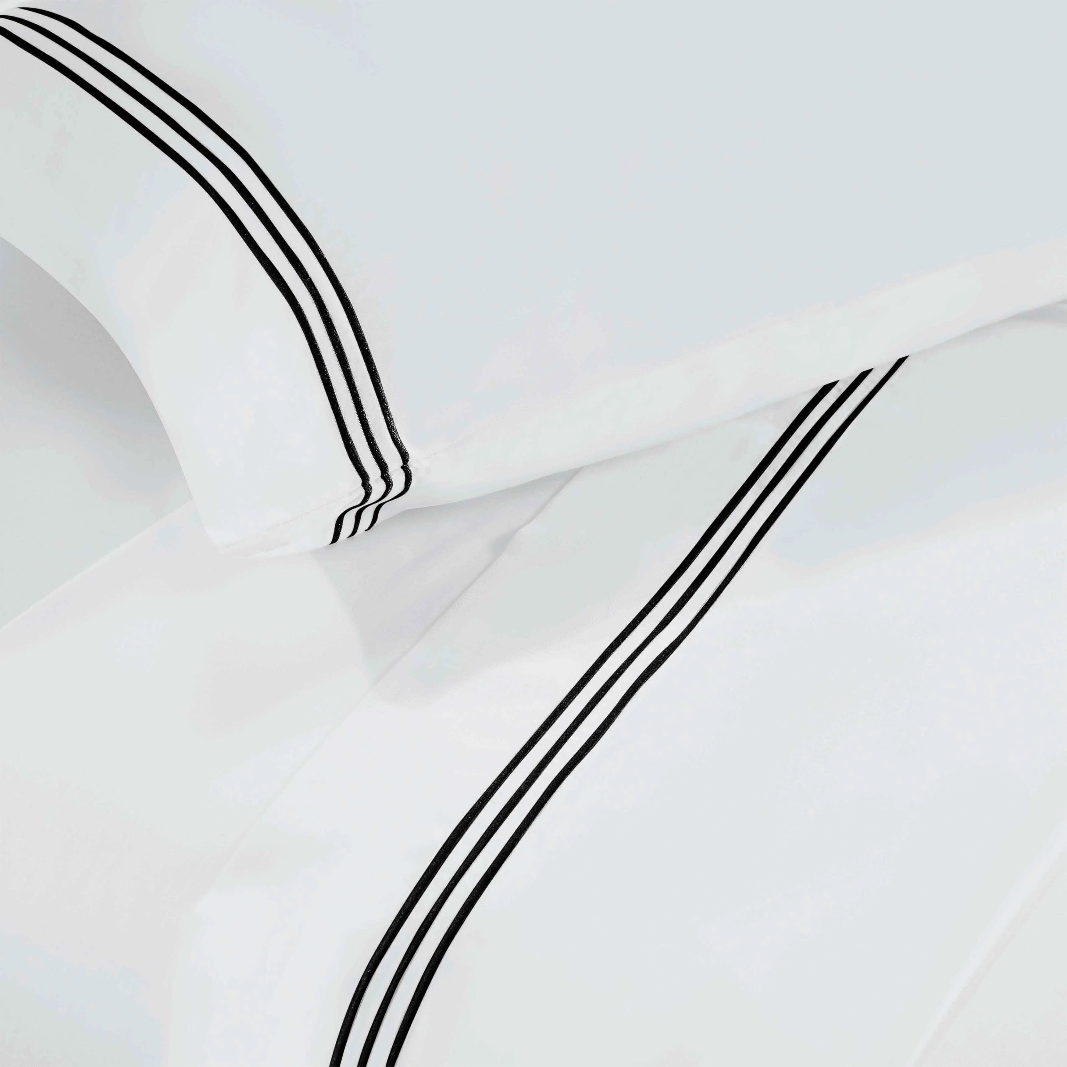 100% Cotton Bed Sheet Set Three-Line Embroidered Deep Pocket Brandon - Sheet Set by Superior Brand