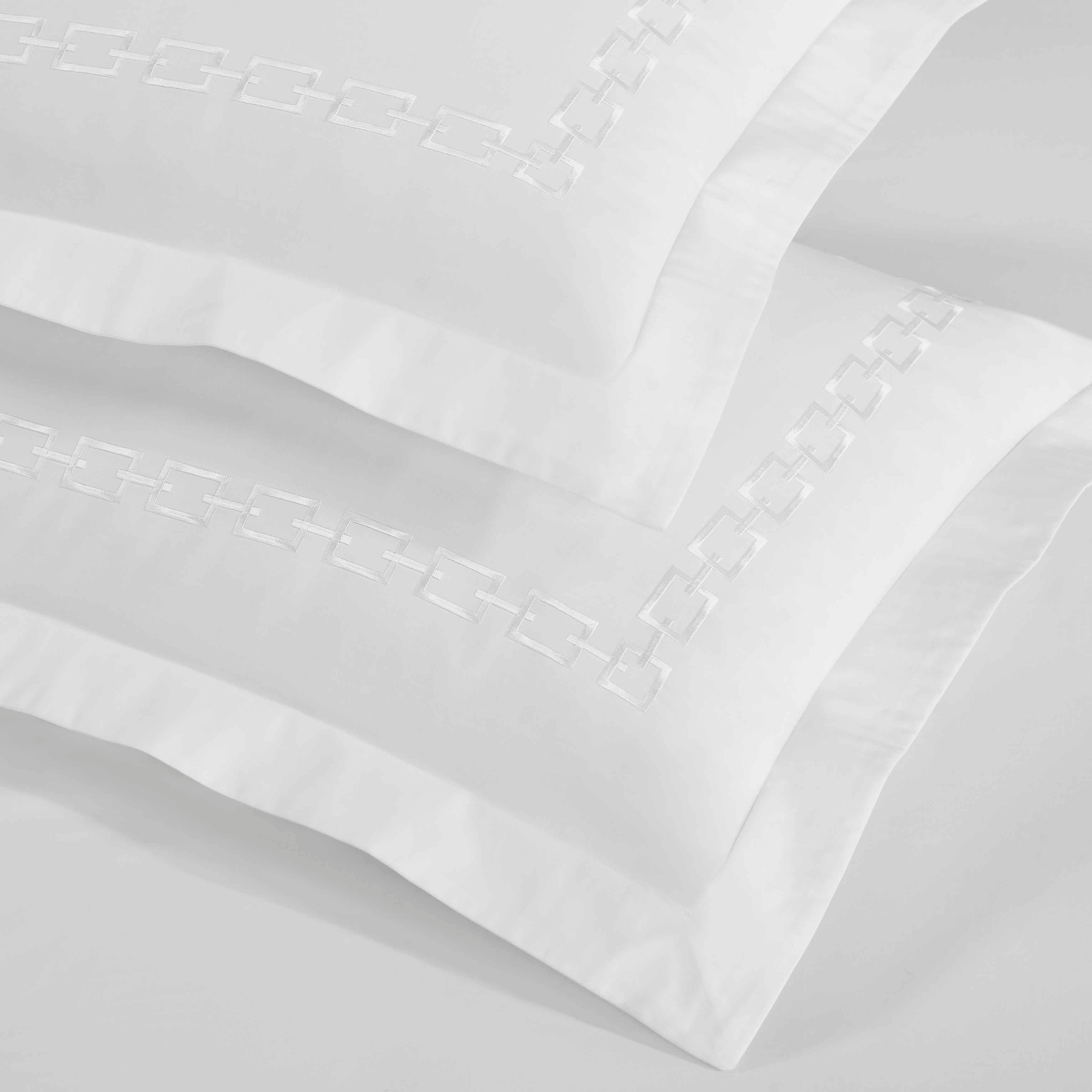 Chain Links Cotton Embroidered 3 Piece Duvet Cover Set - Duvet Cover Set by Superior Brand