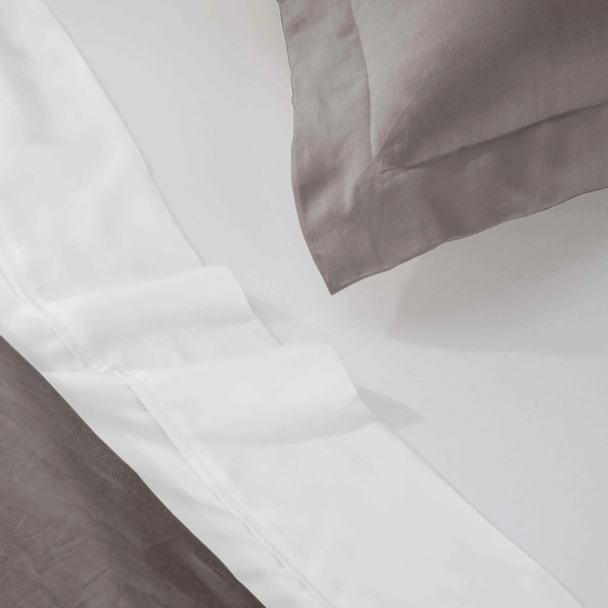 Egyptian Cotton 400 Thread Count Solid Luxury Duvet Cover Set - Egyptian Cotton Duvet Cover Set by Superior Brand