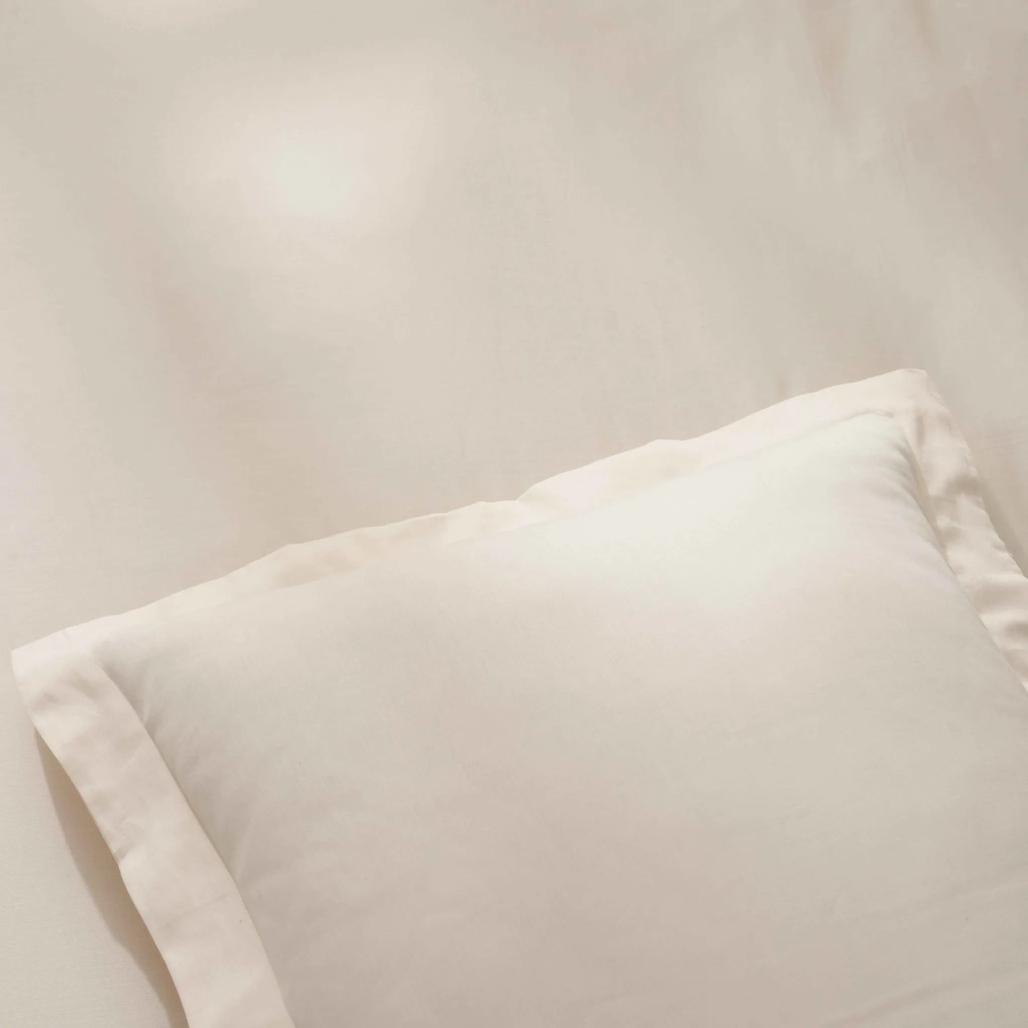Egyptian Cotton 400 Thread Count Solid Luxury Duvet Cover Set - Egyptian Cotton Duvet Cover Set by Superior Brand