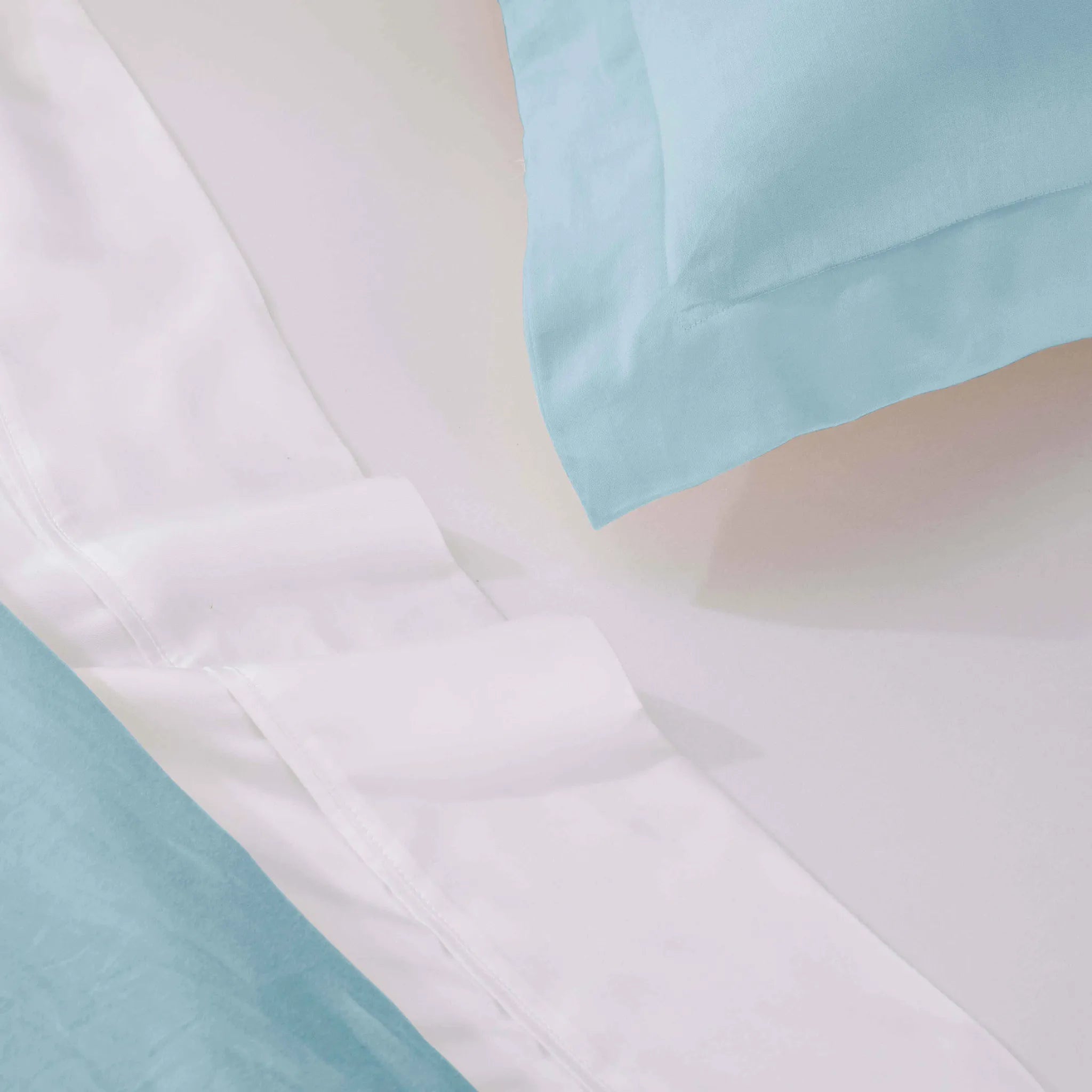 Egyptian Cotton 400 Thread Count Solid Luxury Duvet Cover Set - Egyptian Cotton Duvet Cover Set by Superior Brand