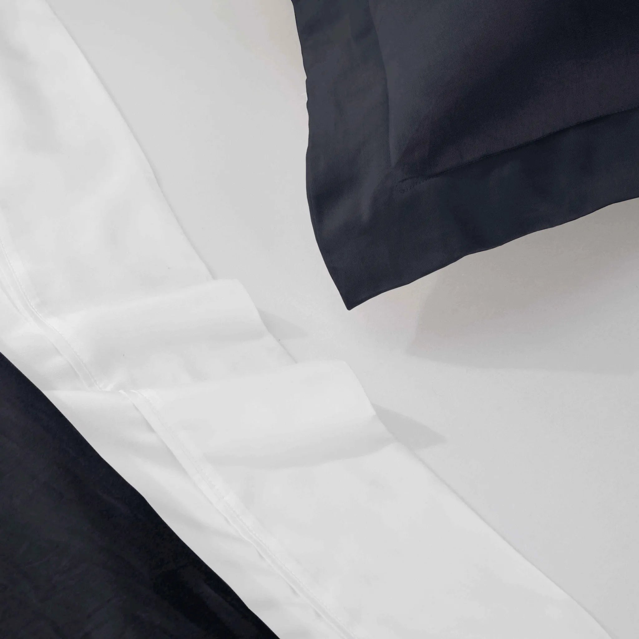 Egyptian Cotton 400 Thread Count Solid Luxury Duvet Cover Set - Egyptian Cotton Duvet Cover Set by Superior Brand