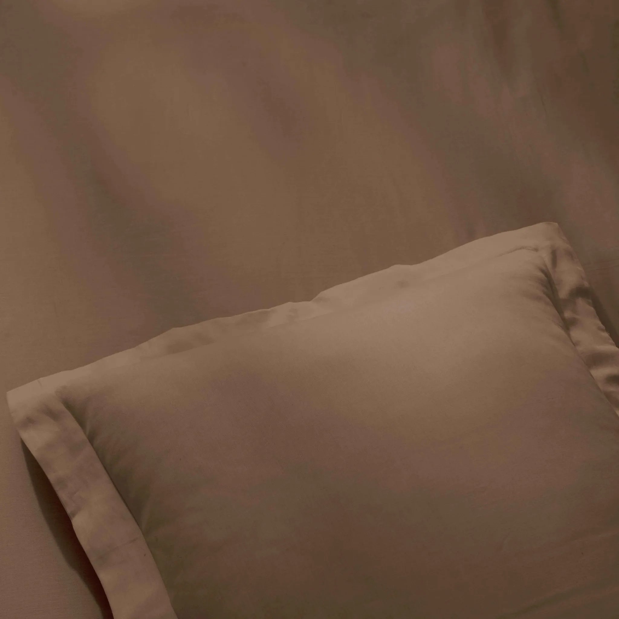 Egyptian Cotton 400 Thread Count Solid Luxury Duvet Cover Set - Egyptian Cotton Duvet Cover Set by Superior Brand