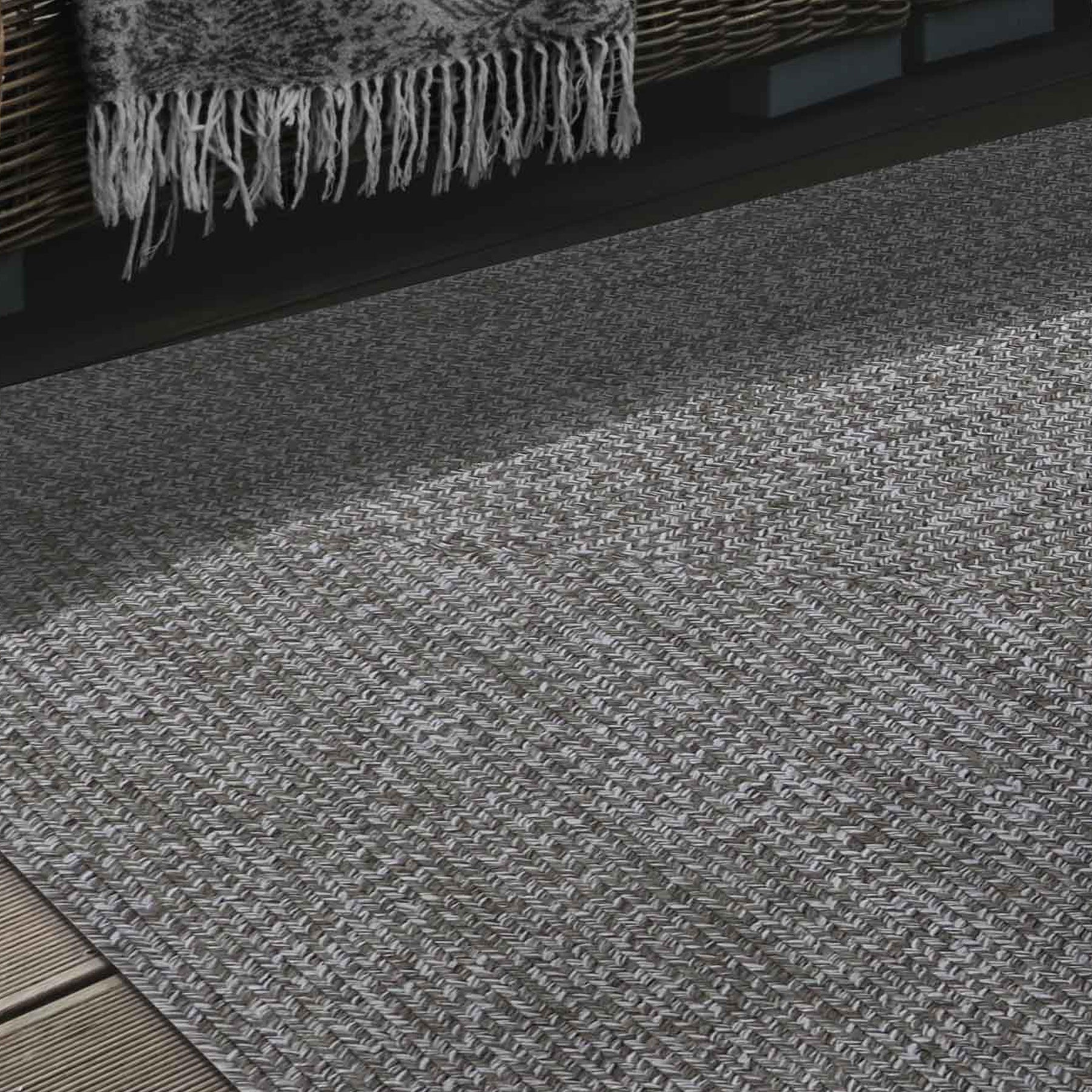Superior Bohemian Multi-Toned Braided Patterned Indoor Outdoor Area Rug