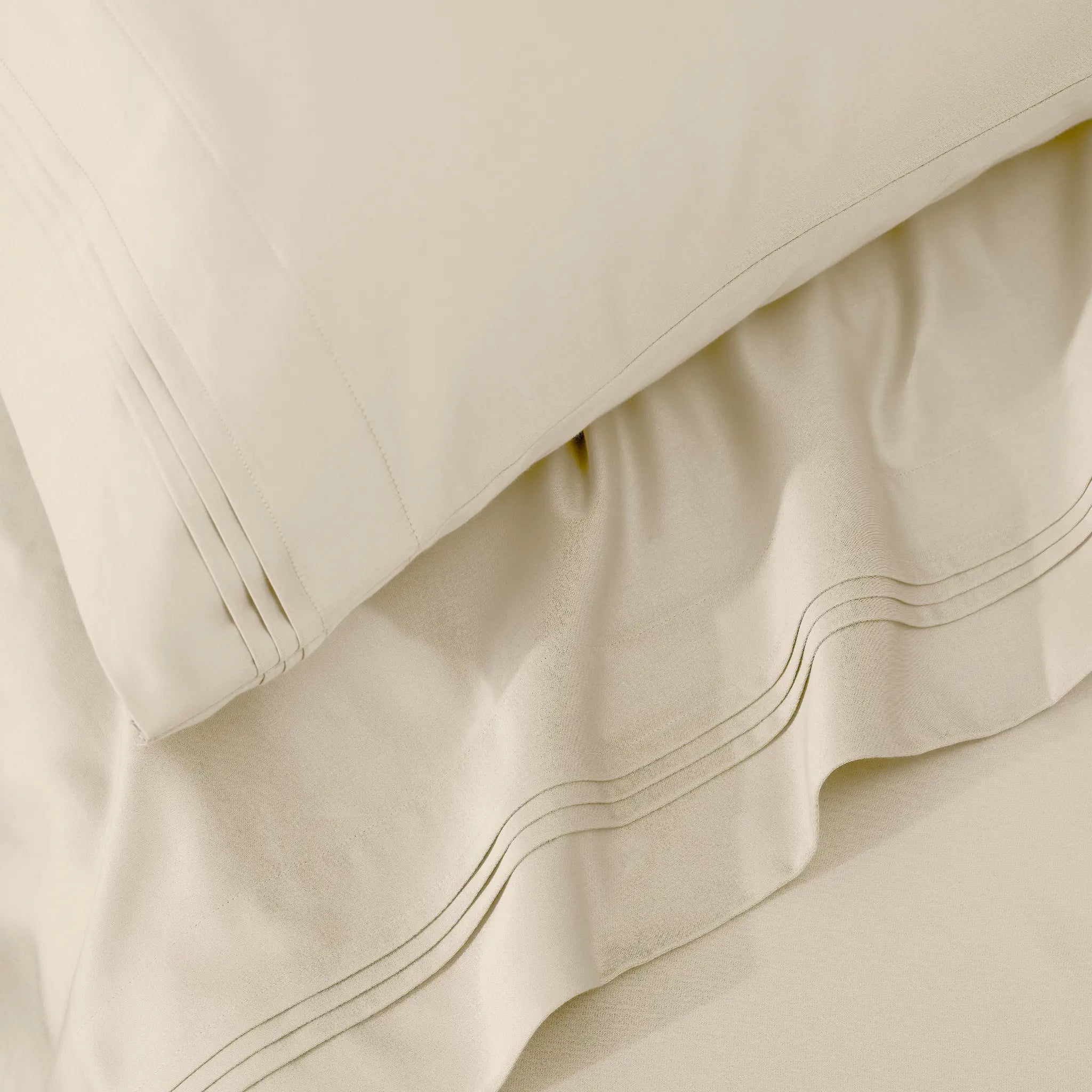 100% Egyptian Cotton 650 Thread Count Solid Pillowcase Set - Egyptian Cotton Pillowcases by Superior Brand