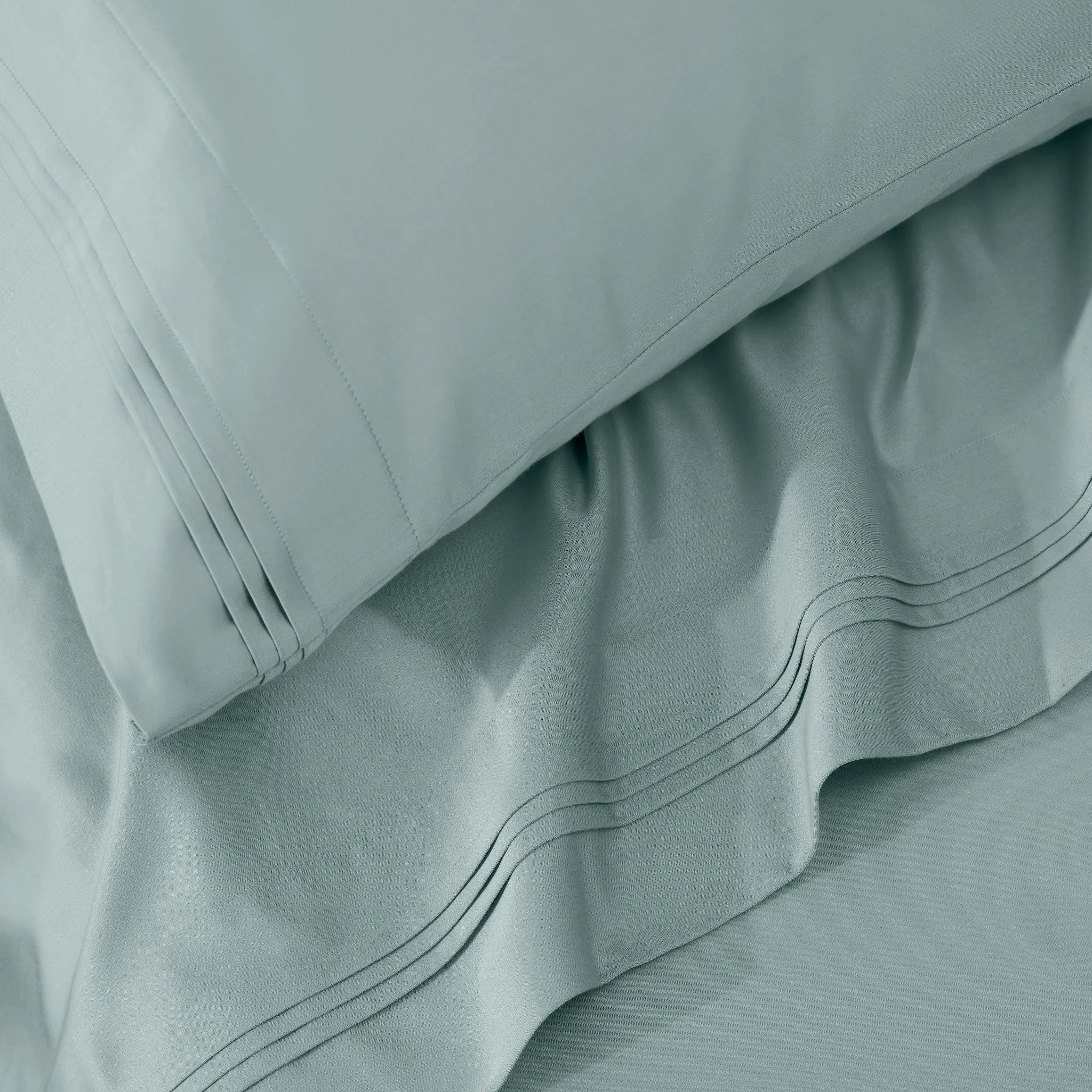 100% Egyptian Cotton 650 Thread Count Solid Pillowcase Set - Egyptian Cotton Pillowcases by Superior Brand