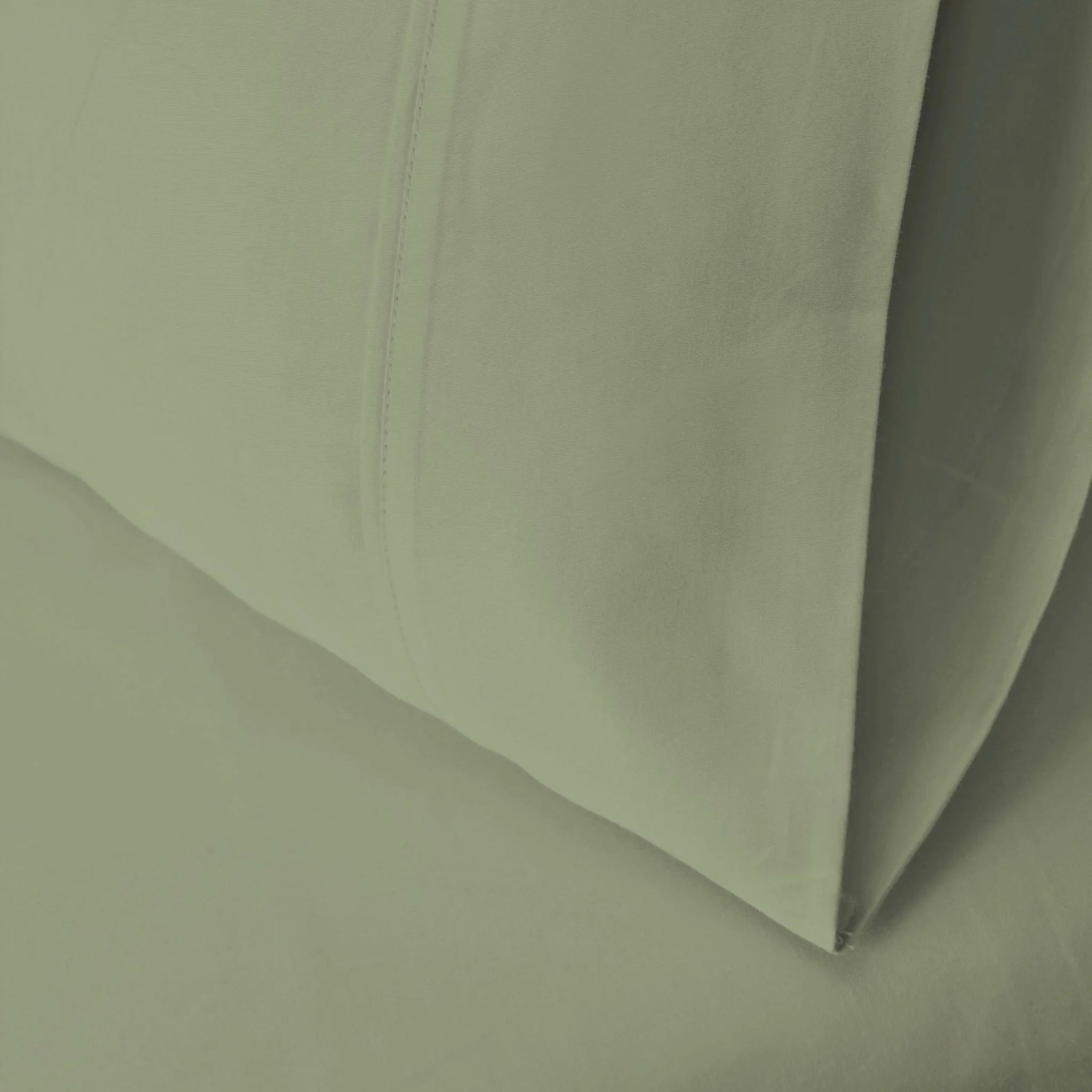 100% Egyptian Cotton 700 Thread Count Solid Pillowcase Set - Egyptian Cotton Pillowcases by Superior Brand