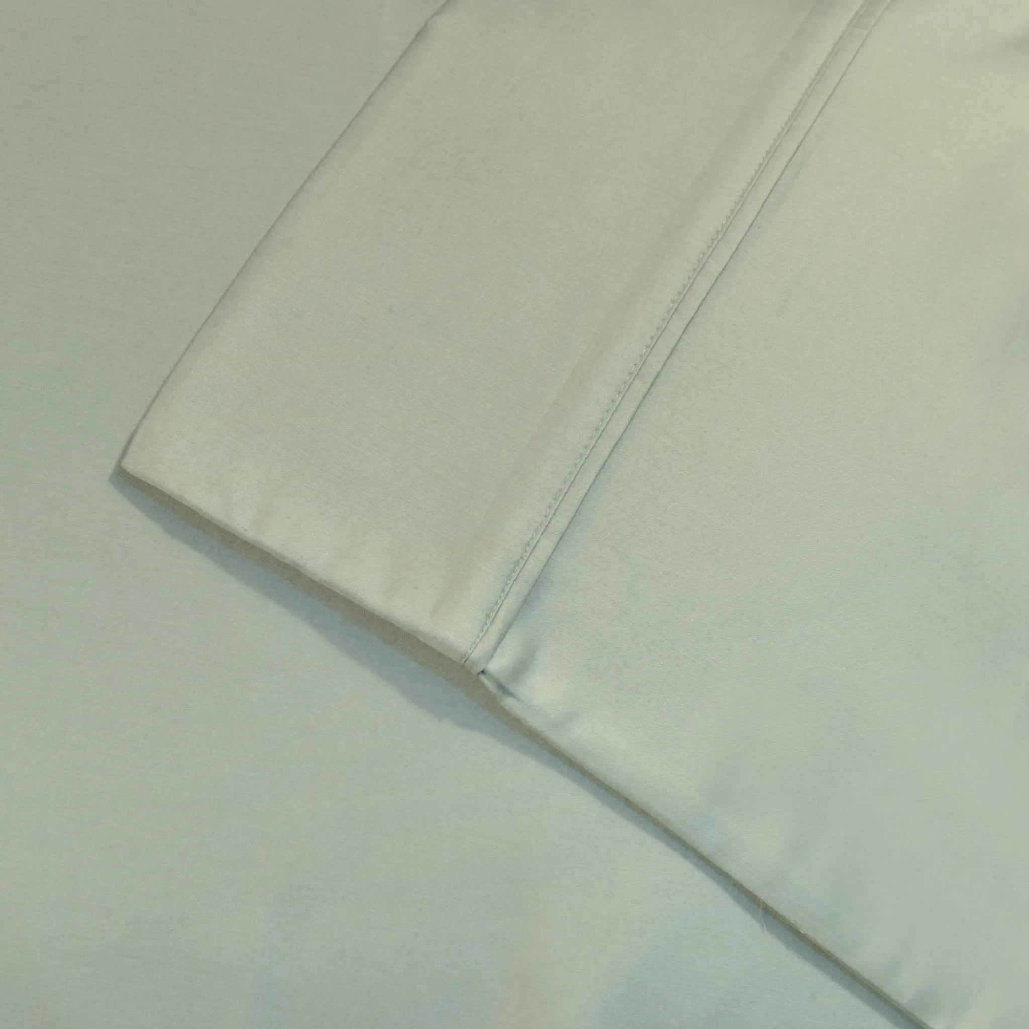 100% Egyptian Cotton 700 Thread Count Solid Pillowcase Set - Egyptian Cotton Pillowcases by Superior Brand