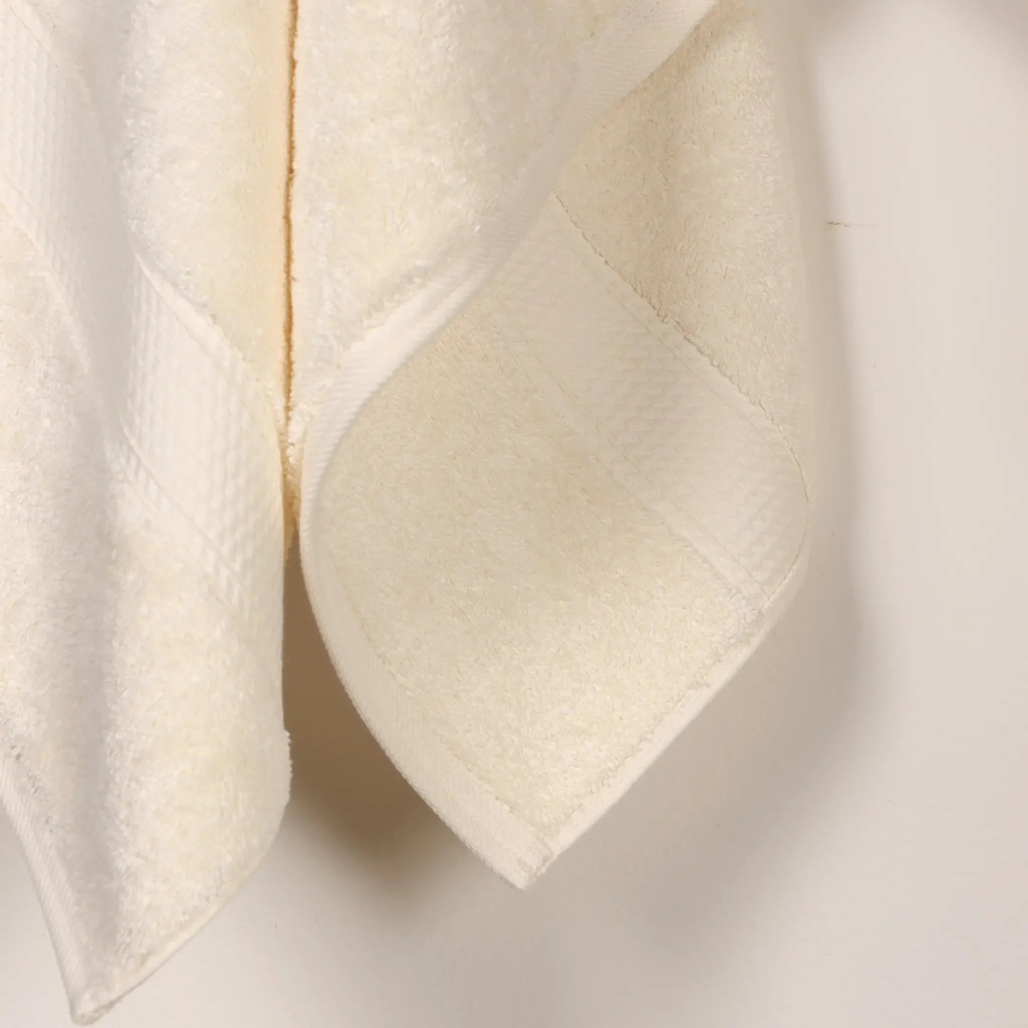 Madison Egyptian Cotton Plush Thick Absorbent Bath Towel Set of 2 - Egyptian Cotton Bath Towel by Superior Brand