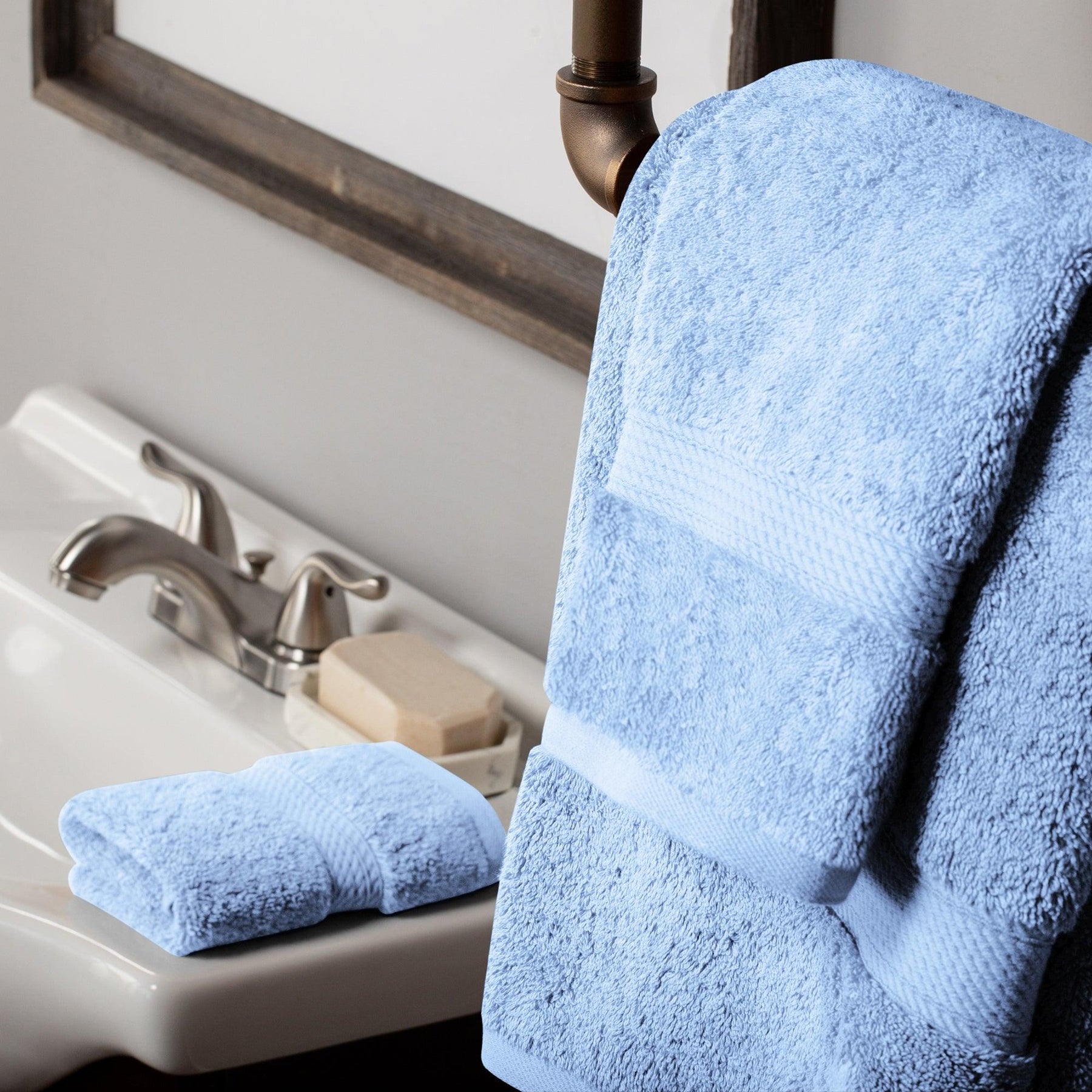 Egyptian Cotton Heavyweight 3 Piece Bath Towel Set - Light Blue