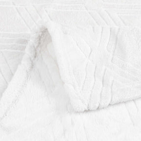 Superior Alaska Diamond Flannel Fleece Plush Ultra-Soft Blanket - White