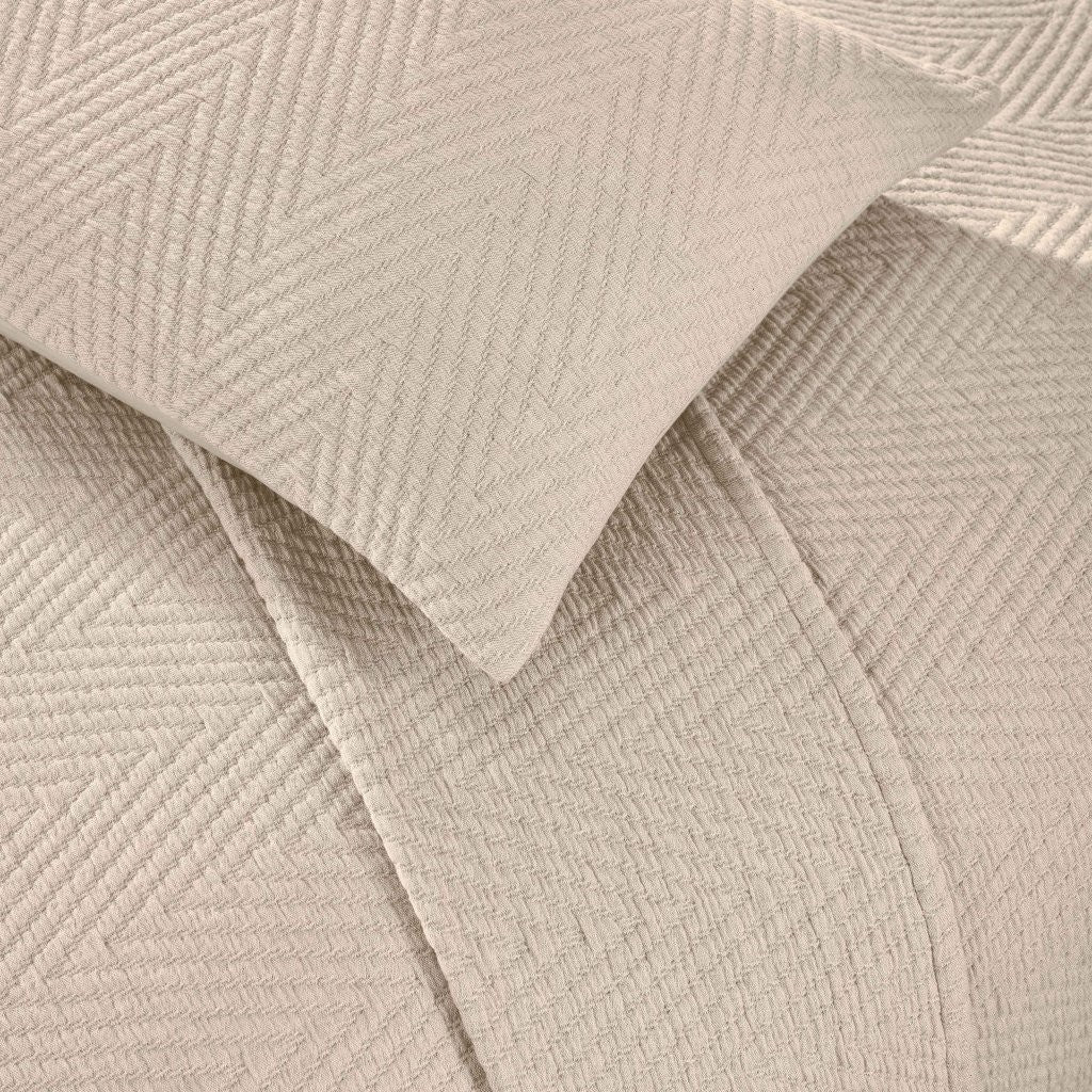 Aswan Cotton Medium Weight Textured Modern Chevron Woven Coverlet - Coverlet by Superior Brand