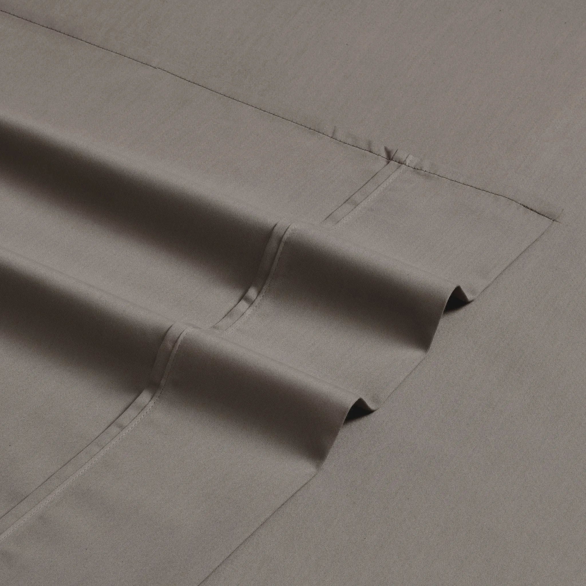 Cotton Blend 1500 Thread Count Solid Deep Pocket Sheet Set - Sheet Set by Superior Brand