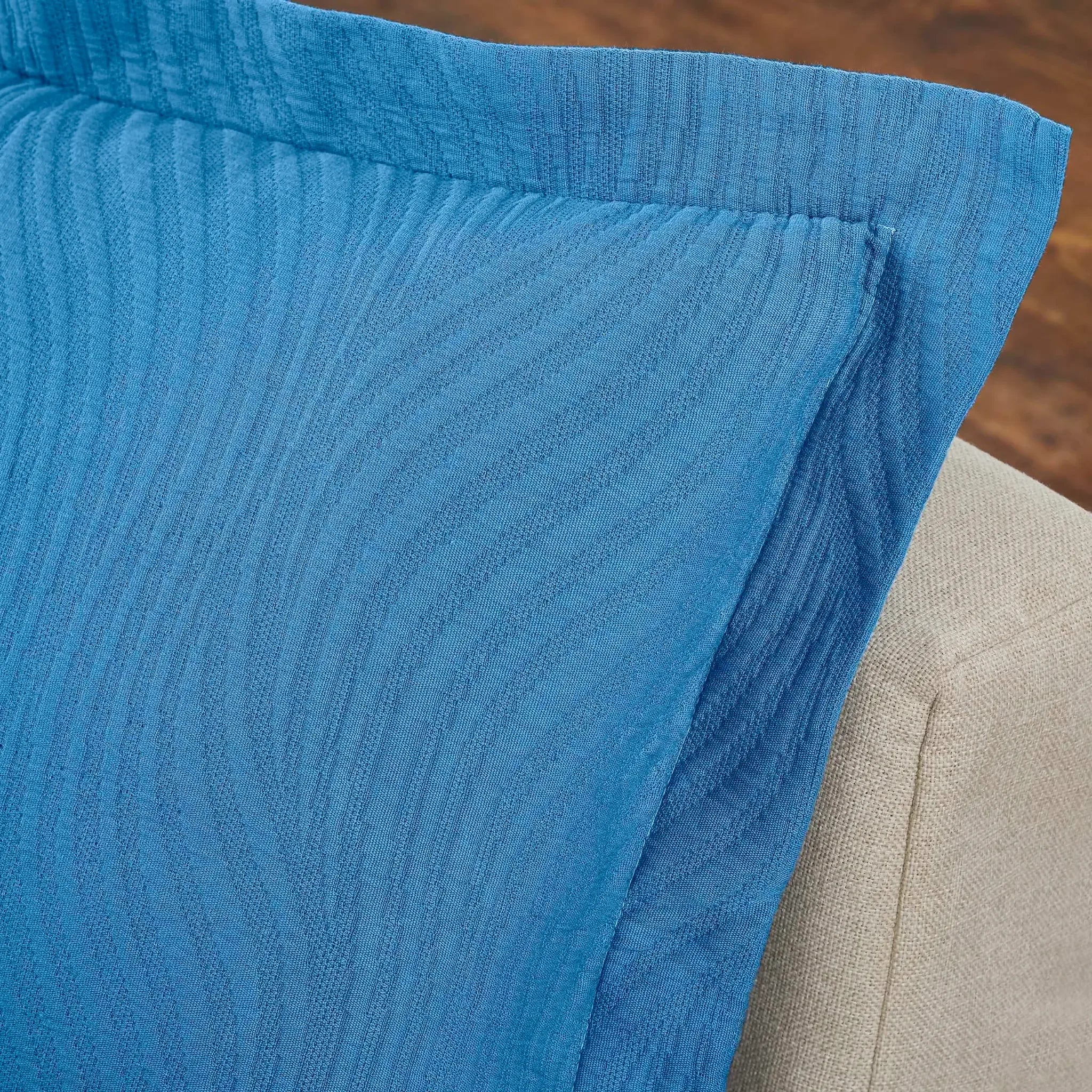 Lightweight Cotton Bedspread Sets 3-Piece Cascade Jacquard Matelassé - Bedspread by Superior Brand