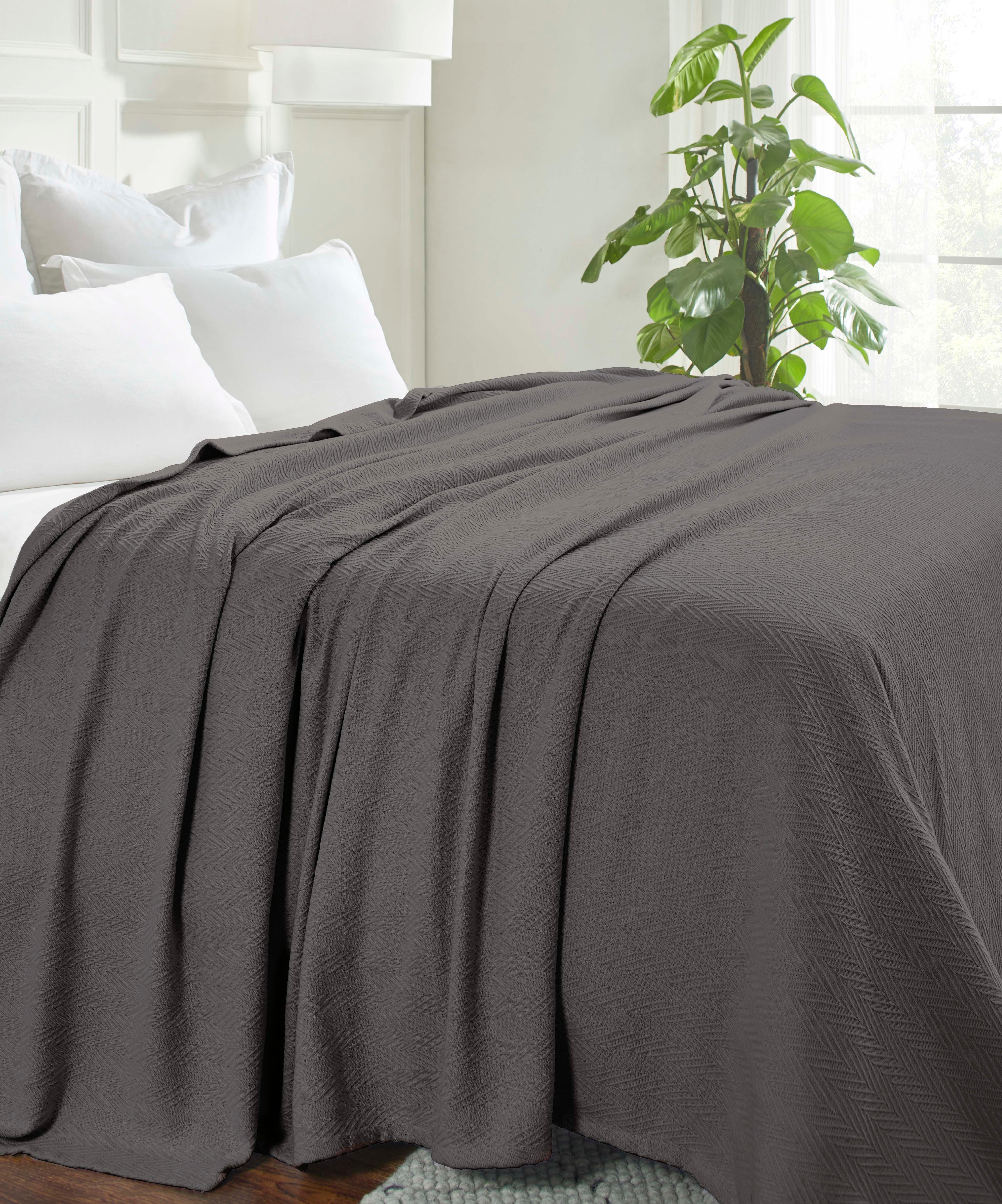 Lightweight Cotton Blanket – Metro Chevron, All-Season Bedding - Blanket by Superior Brand
