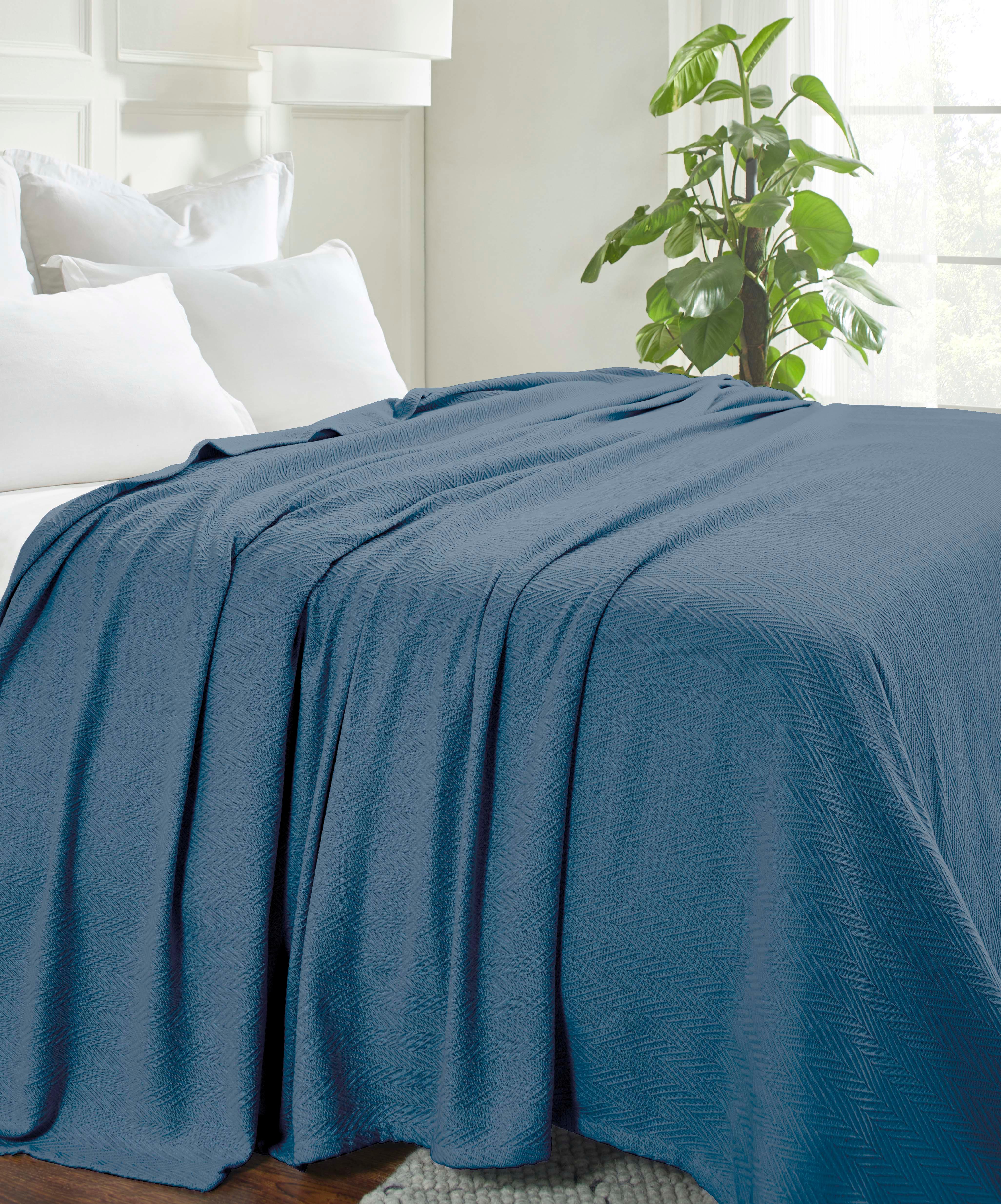 Lightweight Cotton Blanket – Metro Chevron, All-Season Bedding - Blanket by Superior Brand