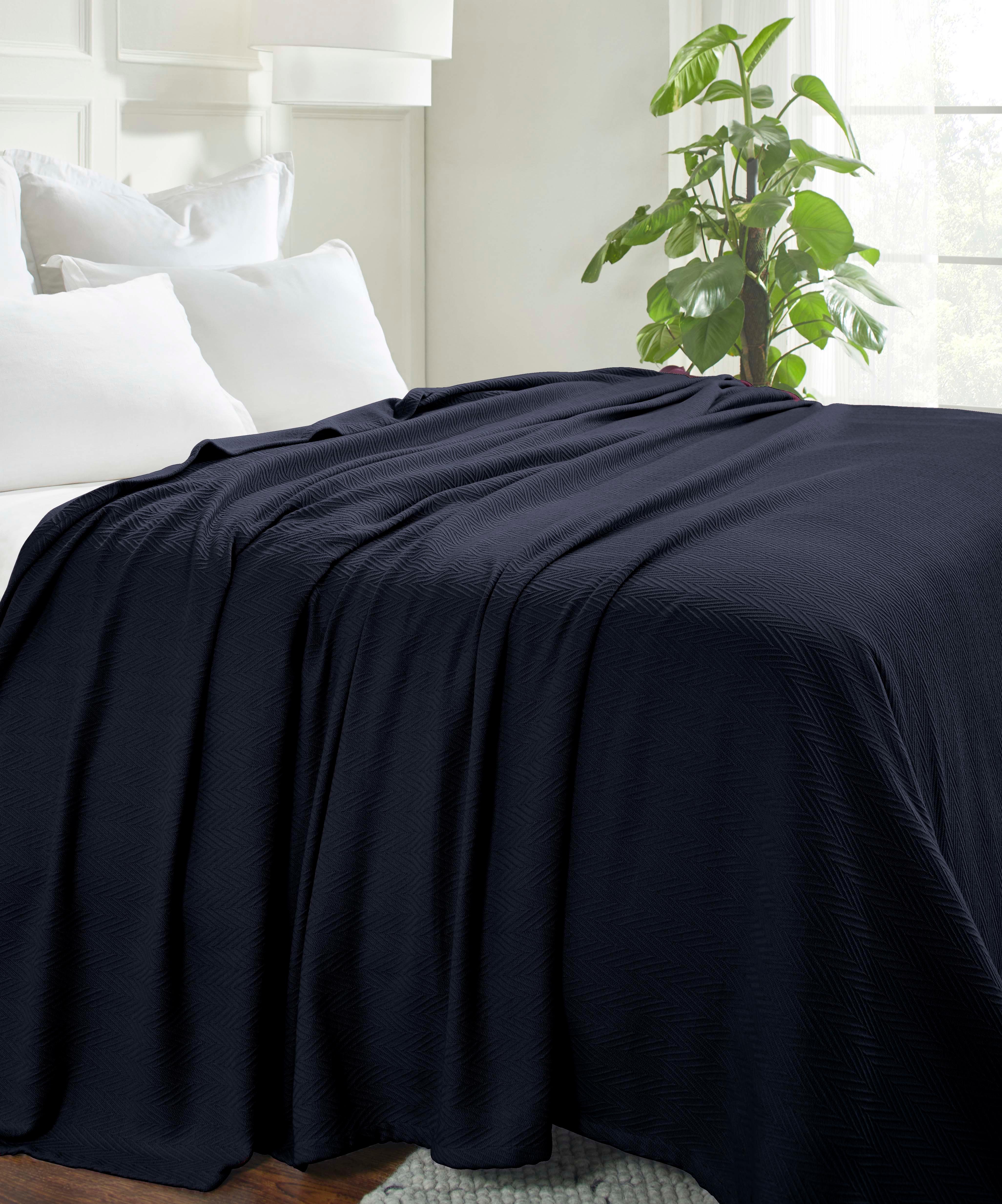 Lightweight Cotton Blanket – Metro Chevron, All-Season Bedding - Blanket by Superior Brand