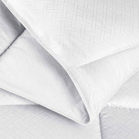 Monochrome Basketweave Plush Microfiber Down Alternative Comforter - White