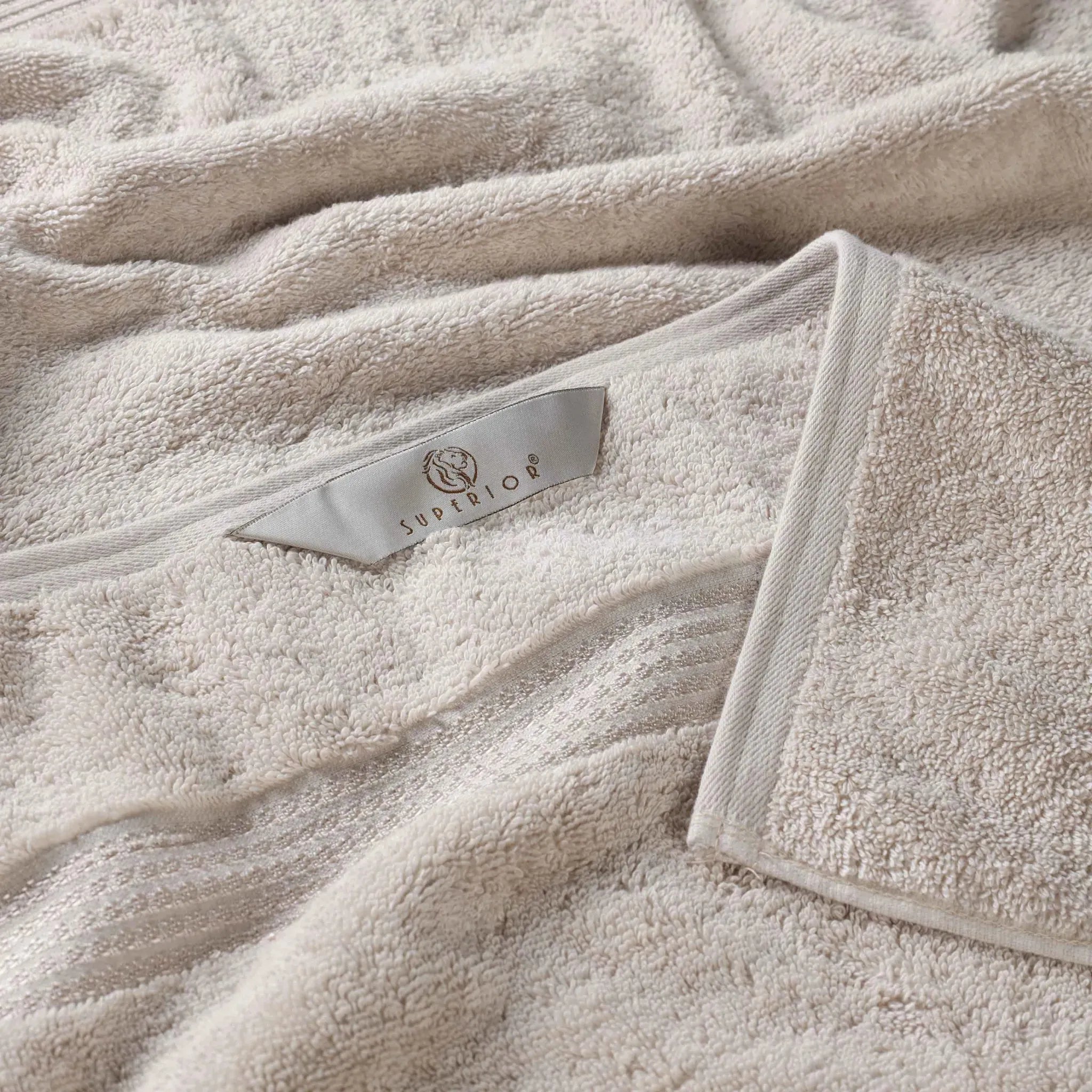Egyptian Cotton Plush Absorbent Luxury Bath Towel Set of 4 - Egyptian Cotton Bath Towel by Superior Brand