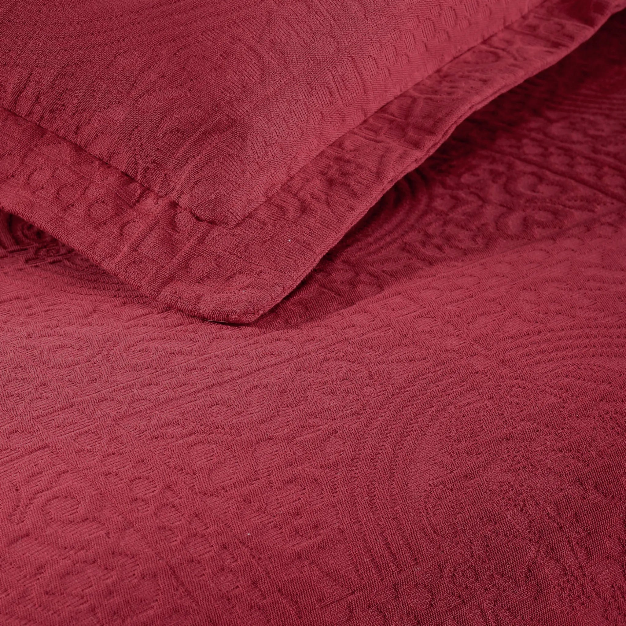 Fleur De Lis Jacquard Matelassé Cotton Medallion Bedspread Set - Bedspread by Superior Brand