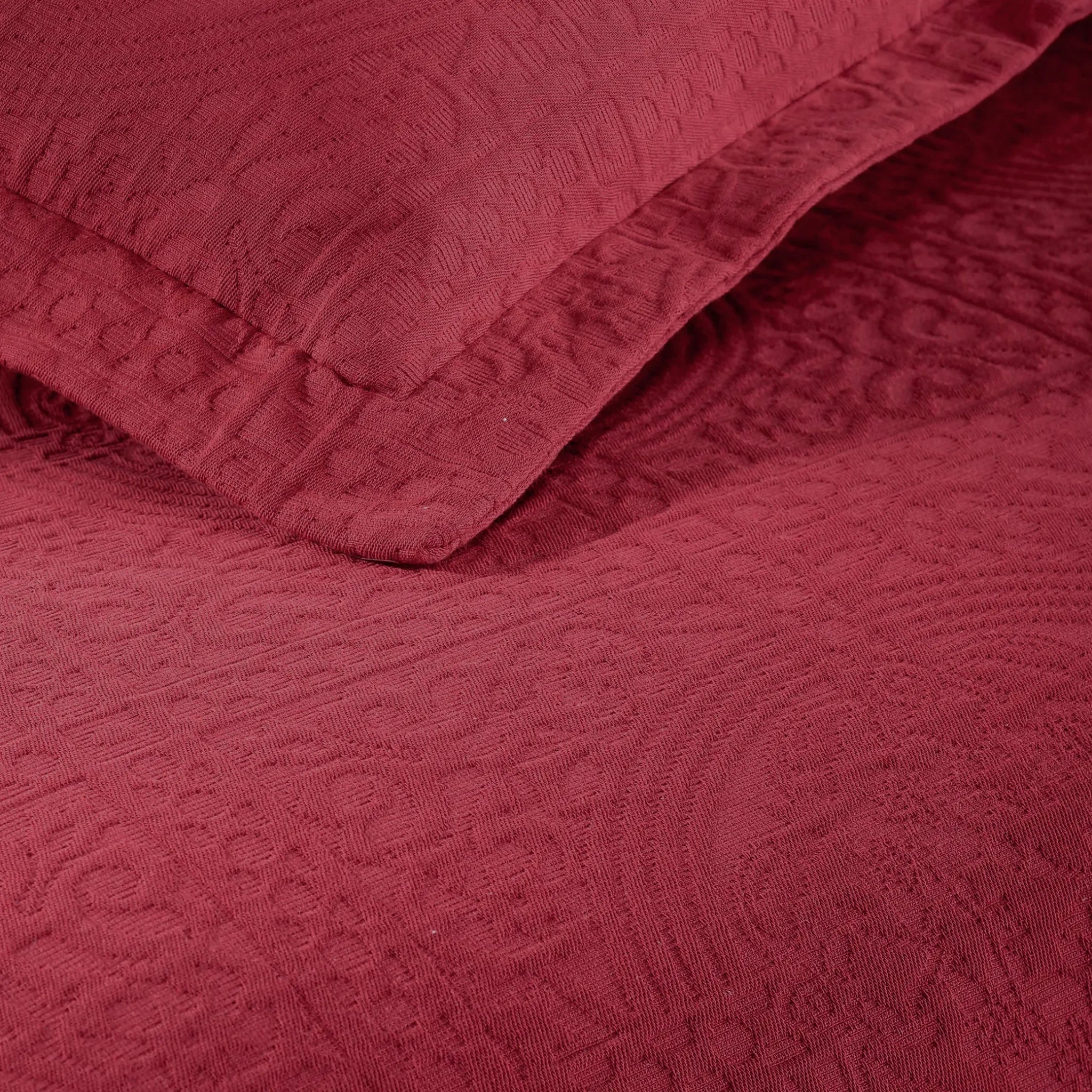 Lightweight Cotton Bedspread Sets 3-Piece Fleur De Lis Jacquard Matelassé - Bedspread by Superior Brand