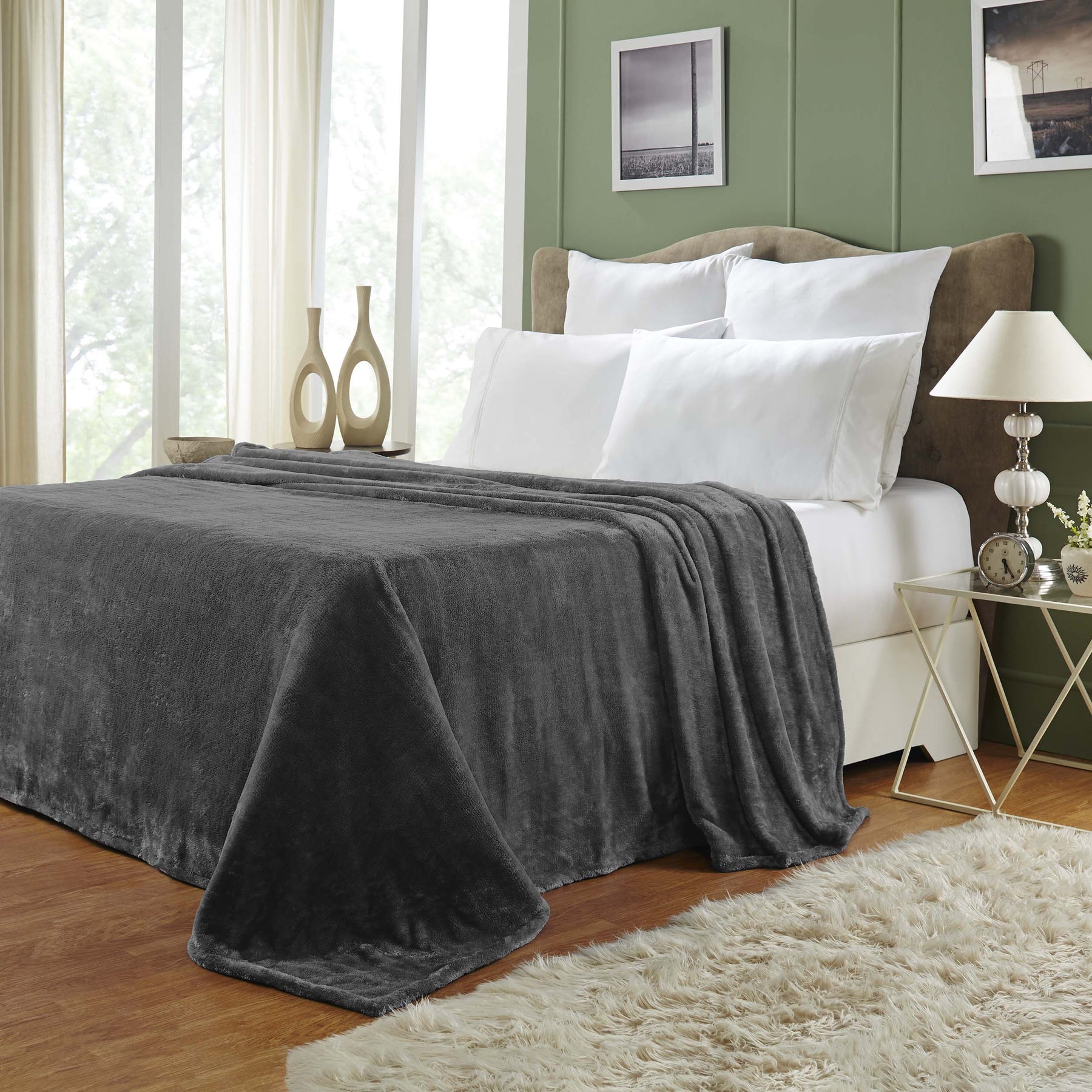 Superior Fleece Plush Medium Weight Fluffy Soft Decorative Solid Blanket