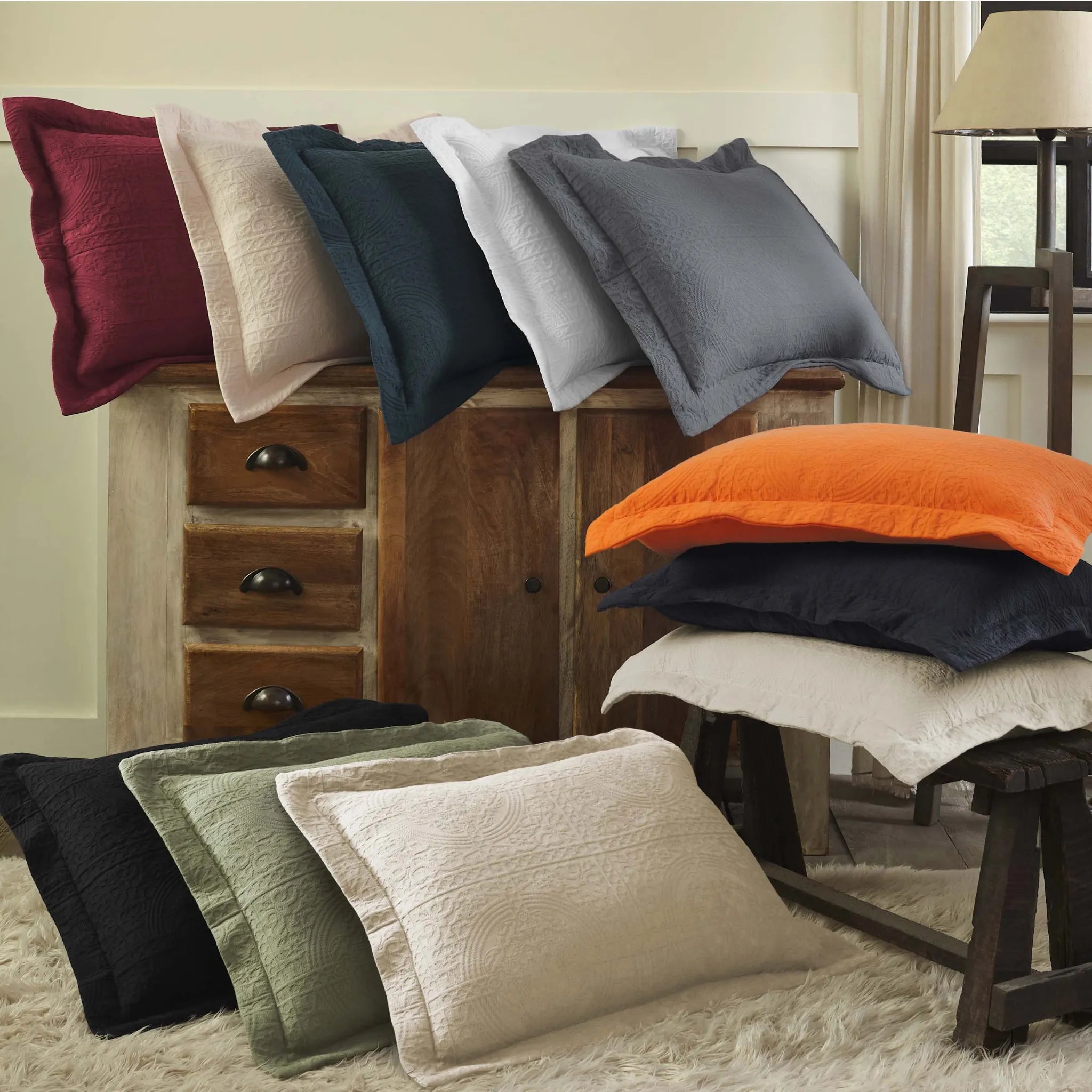 Fleur De Lis Jacquard Matelassé Cotton Medallion Bedspread Set - Bedspread by Superior Brand