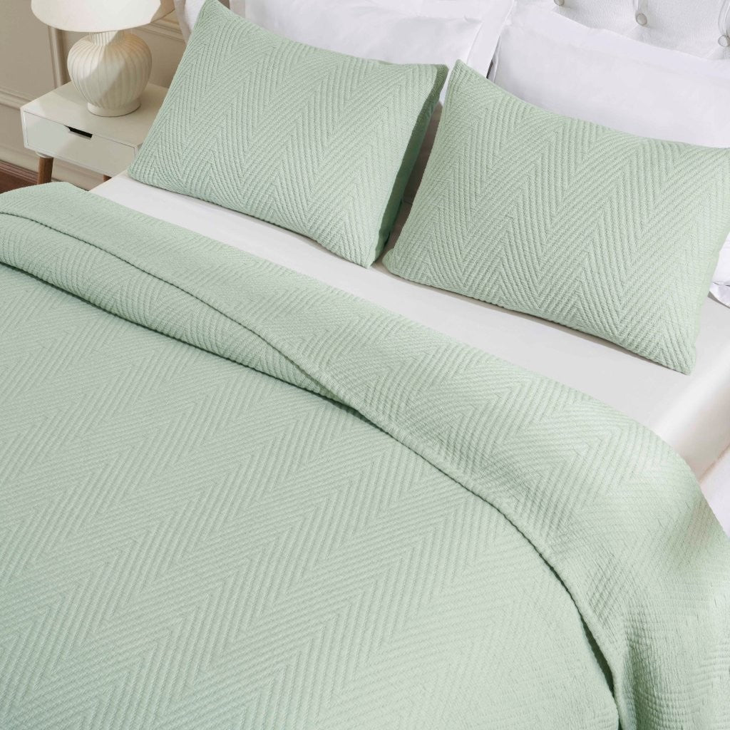 Aswan Cotton Medium Weight Textured Modern Chevron Woven Coverlet - Coverlet by Superior Brand