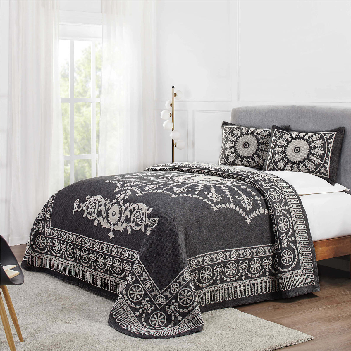 Superior Kymbal Cotton Blend Woven Traditional Medallion Lightweight Jacquard Bedspread and Sham Set  - Charcoal