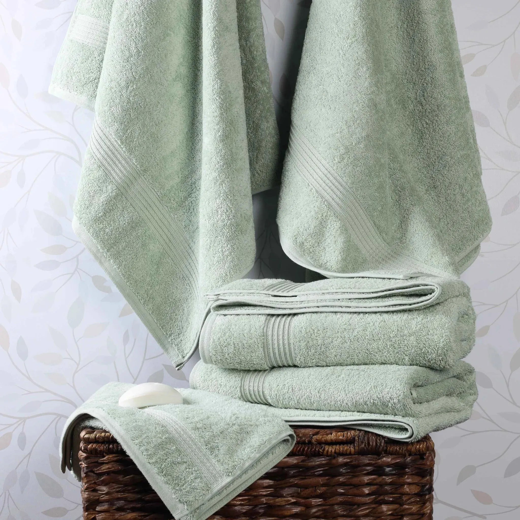 Egyptian Cotton Plush Absorbent Luxury Bath Towel Set of 4 - Egyptian Cotton Bath Towel by Superior Brand