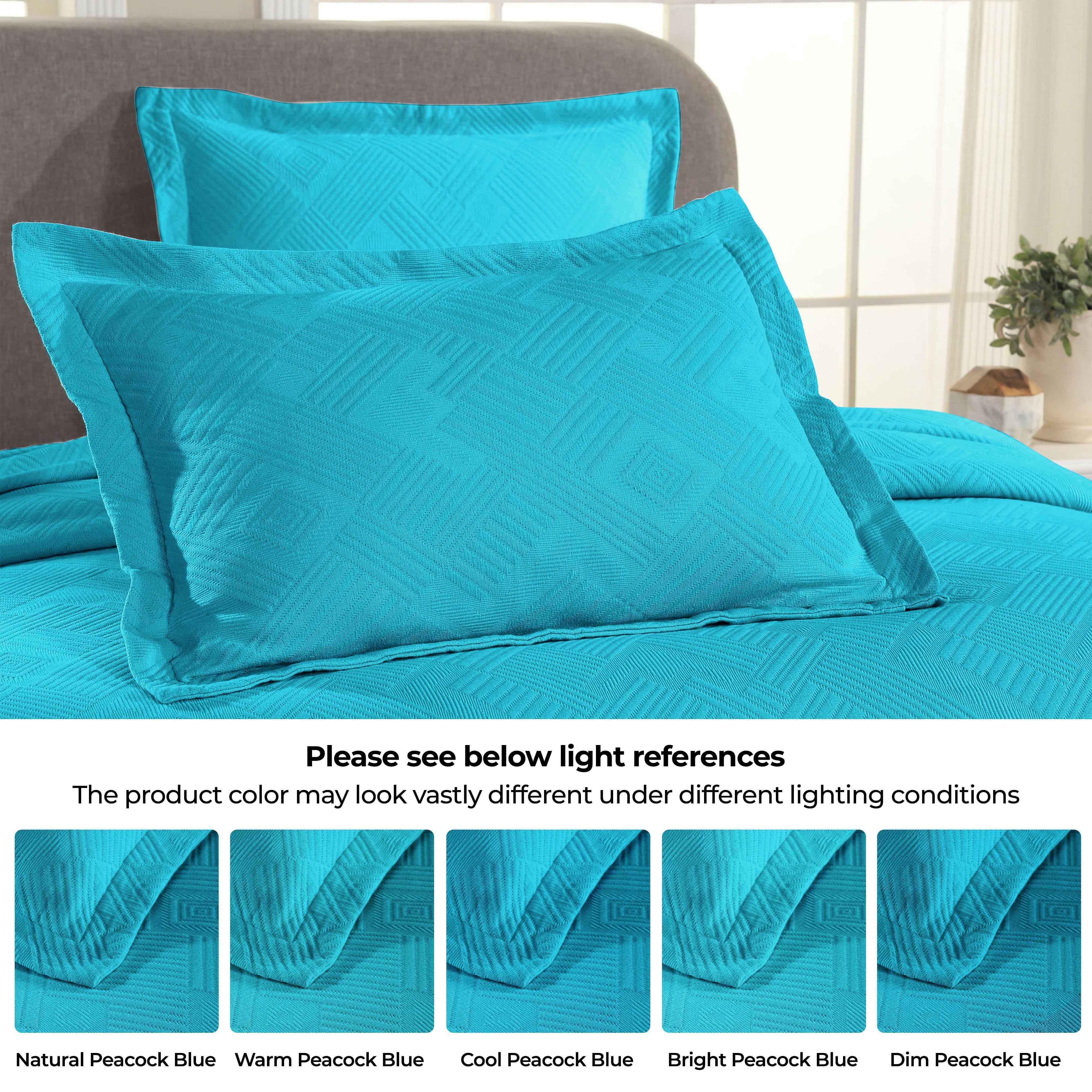 Lightweight Cotton Bedspread Sets 3-Piece Geometric Fret Jacquard Matelassé Scalloped - Bedspread by Superior Brand