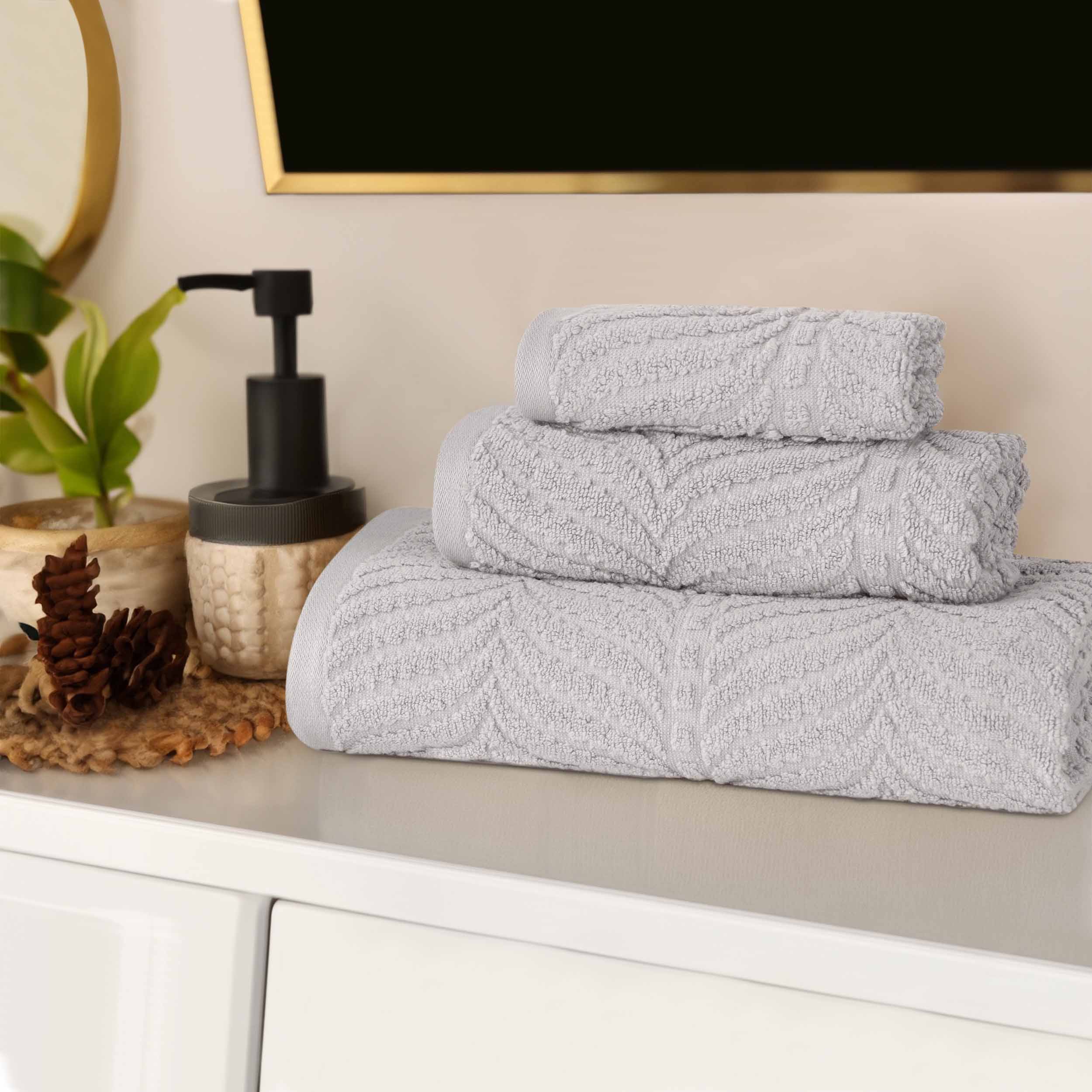 Chevron Zero Twist Jaquard Cotton 3 Piece Bathroom Towel Set - Towel Set by Superior Brand