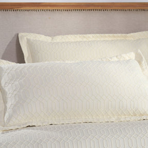 Remi Cotton Blend Jacquard Geometric Fringe Bedspread Set - Ivory