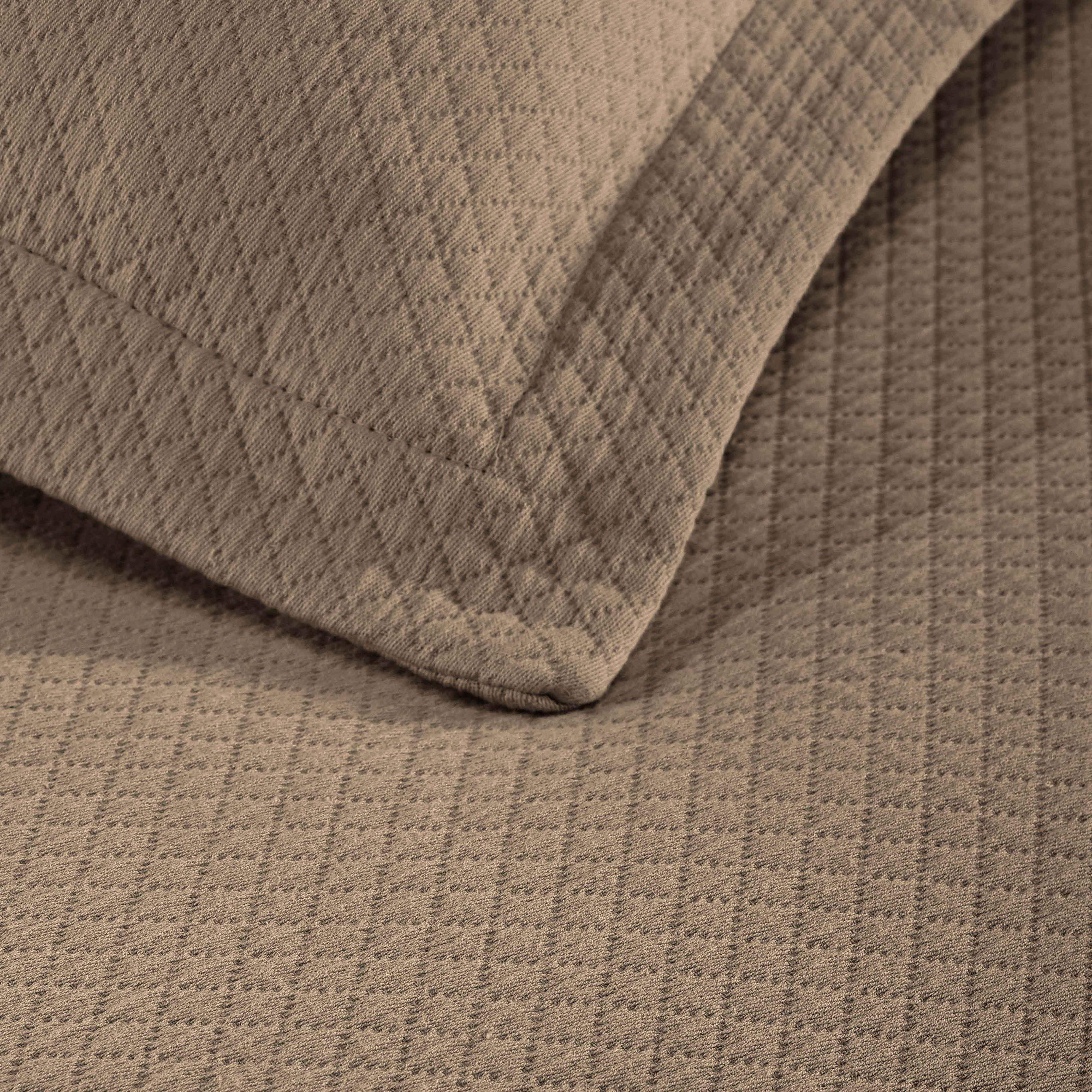 Lightweight Cotton Bedspread Sets 3-Piece Diamond Jacquard Matelassé - Bedspread by Superior Brand