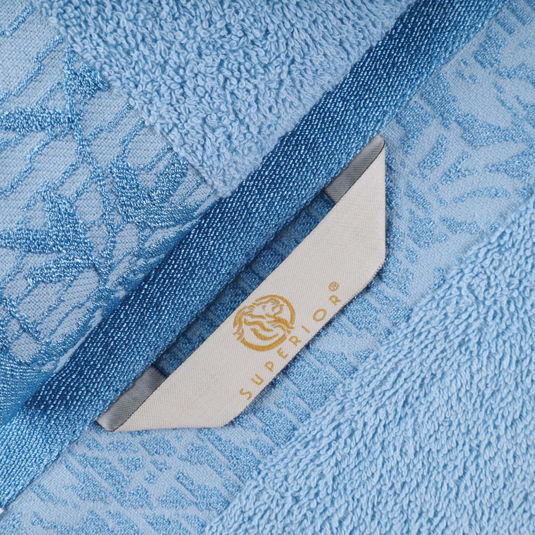 Superior Wisteria Cotton Floral Jacquard Border Hand Towels (Set of 4)