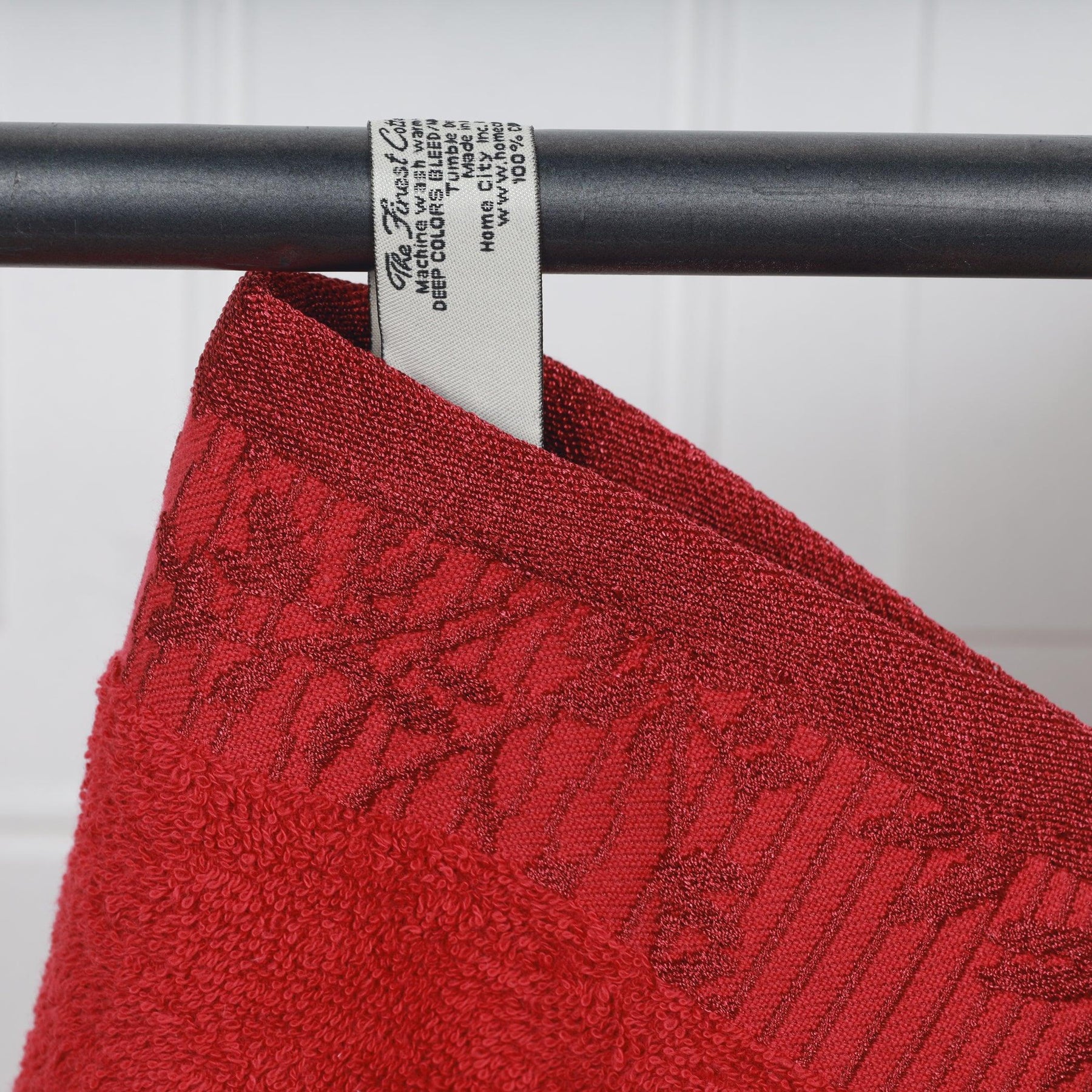 Superior Wisteria Cotton Floral Jacquard 8 Piece Towel Set - Garnet