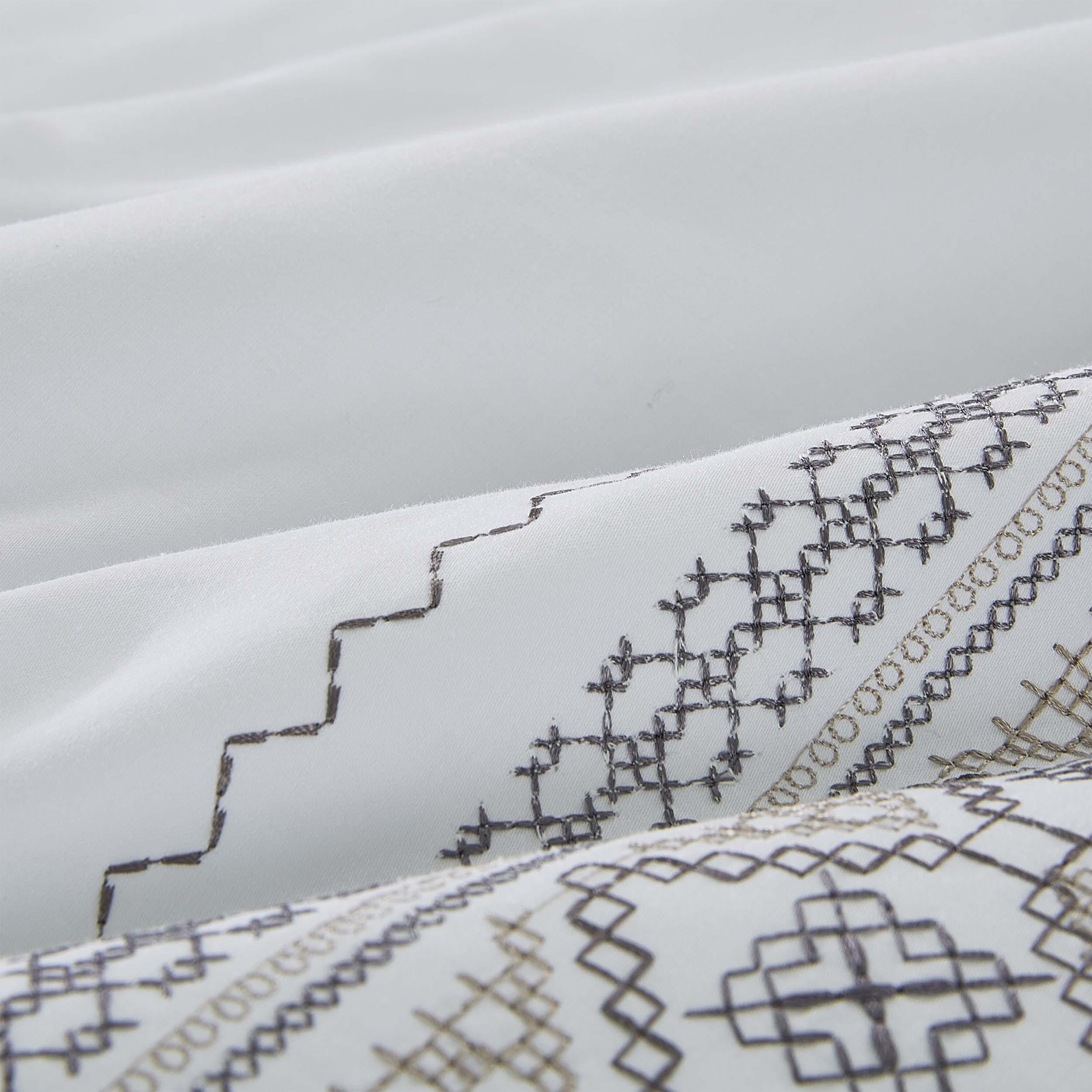 100% Cotton Embroidered Geometric Duvet Cover Set - Duvet Cover Set by Superior Brand