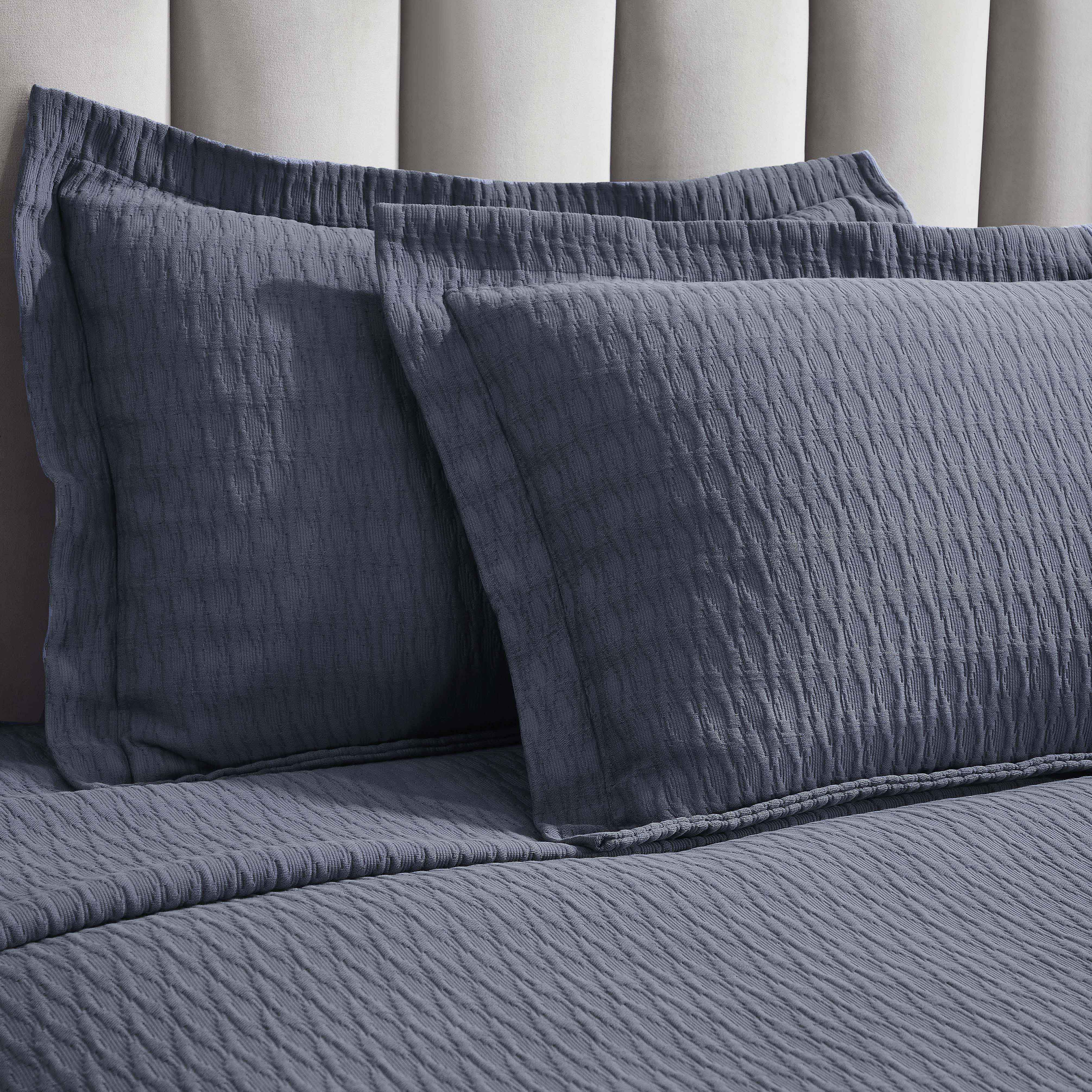 Lightweight Cotton Bedspread Sets 3-Piece Calvert Diamond Matelassé Jacquard - Bedspread by Superior Brand
