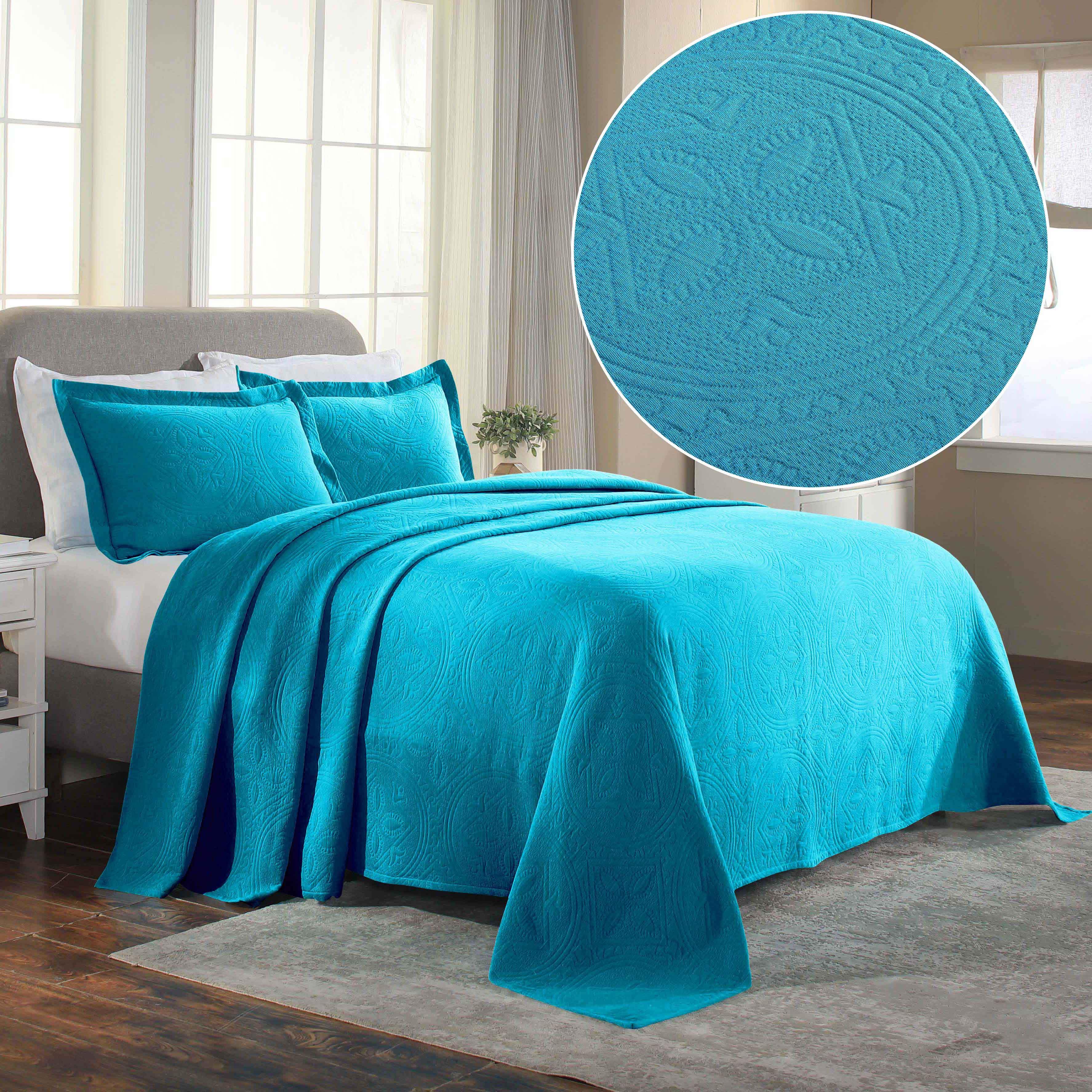 Lightweight Cotton Bedspread Sets 3-Piece Celtic Circle Jacquard Matelassé - Bedspread by Superior Brand