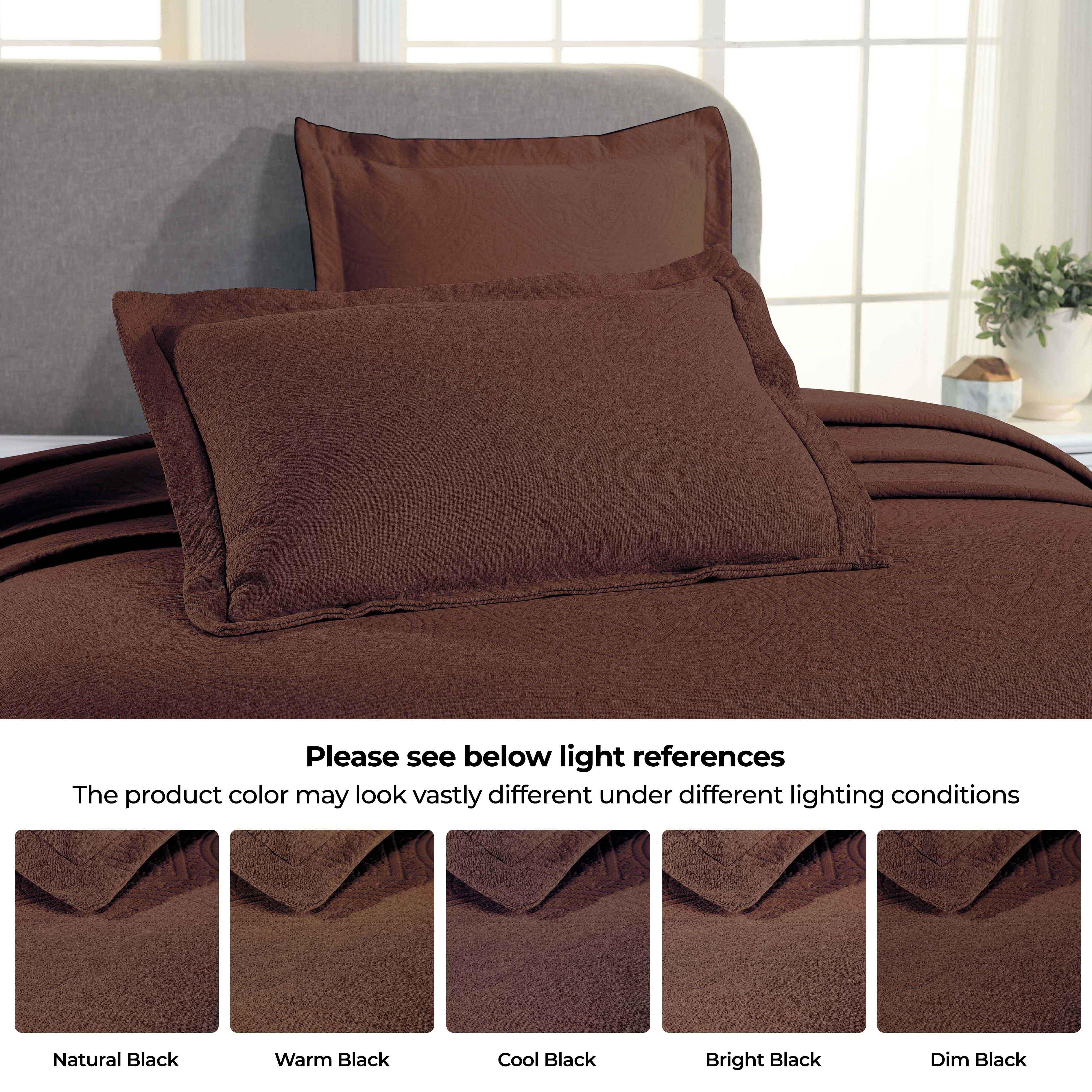 Lightweight Cotton Bedspread Sets 3-Piece Celtic Circle Jacquard Matelassé - Bedspread by Superior Brand