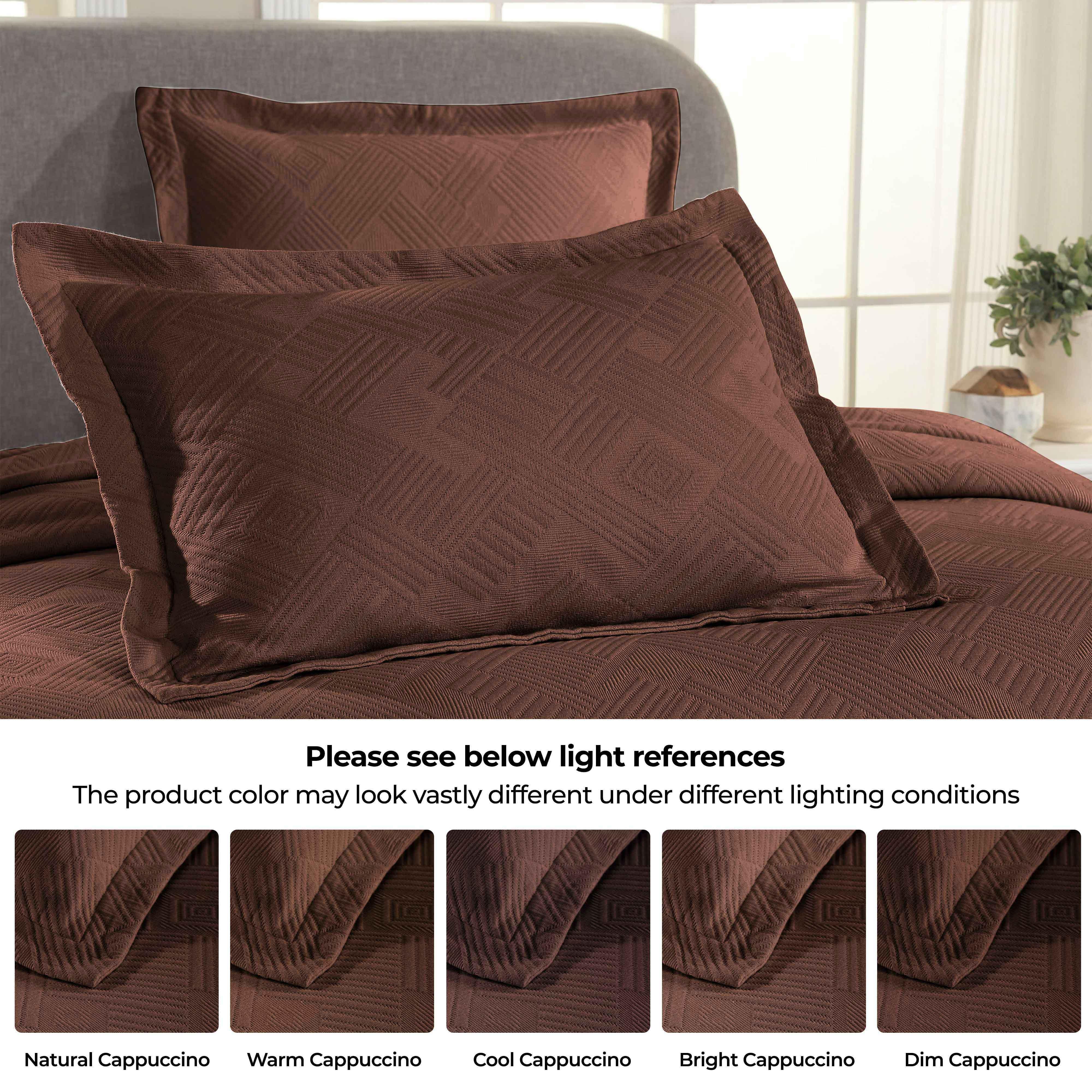 Lightweight Cotton Bedspread Sets 3-Piece Geometric Fret Jacquard Matelassé Scalloped - Bedspread by Superior Brand