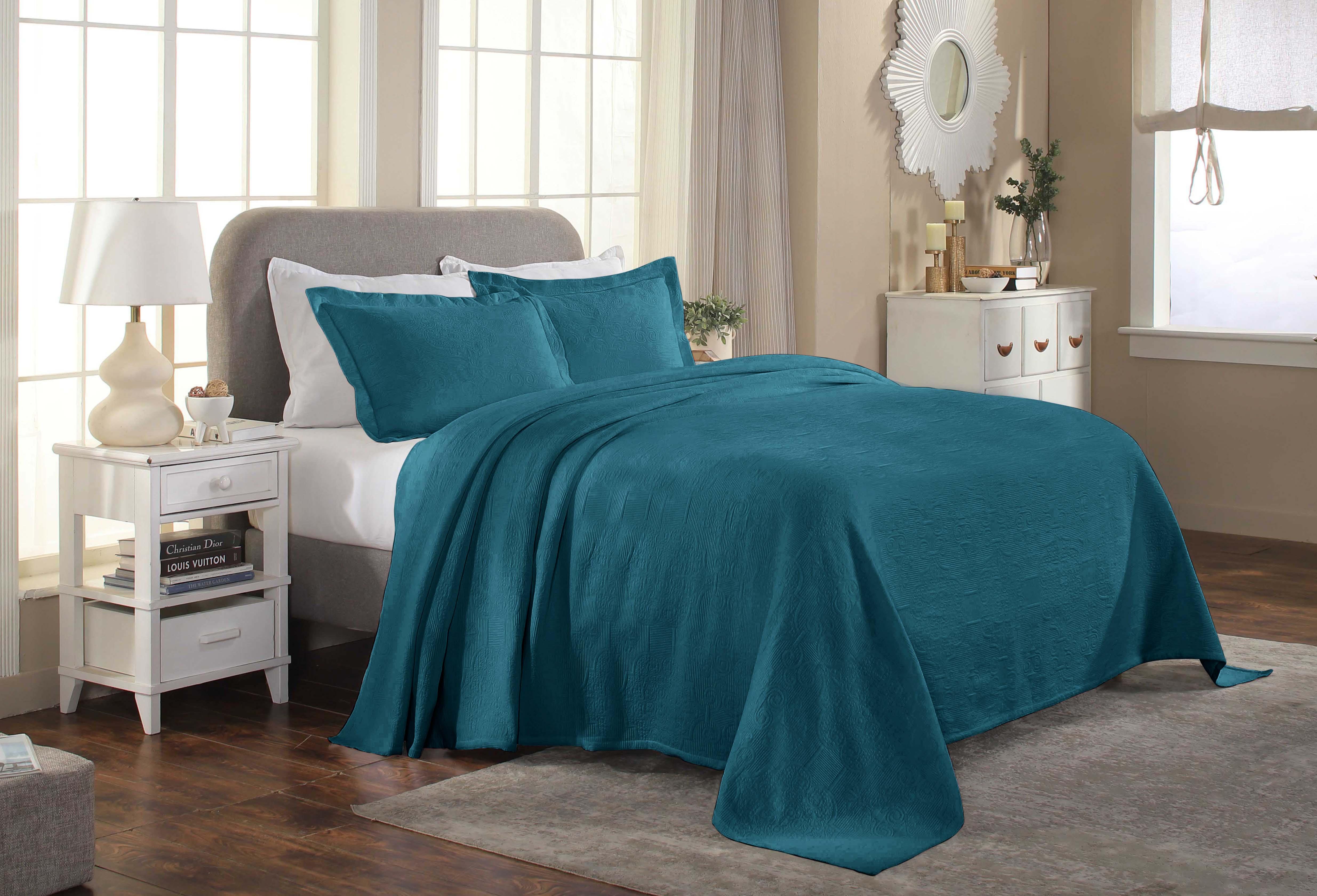 Florin Cotton Matelasse Weave Jacquard Scroll Medallion Bedspread Set - Bedspread by Superior Brand