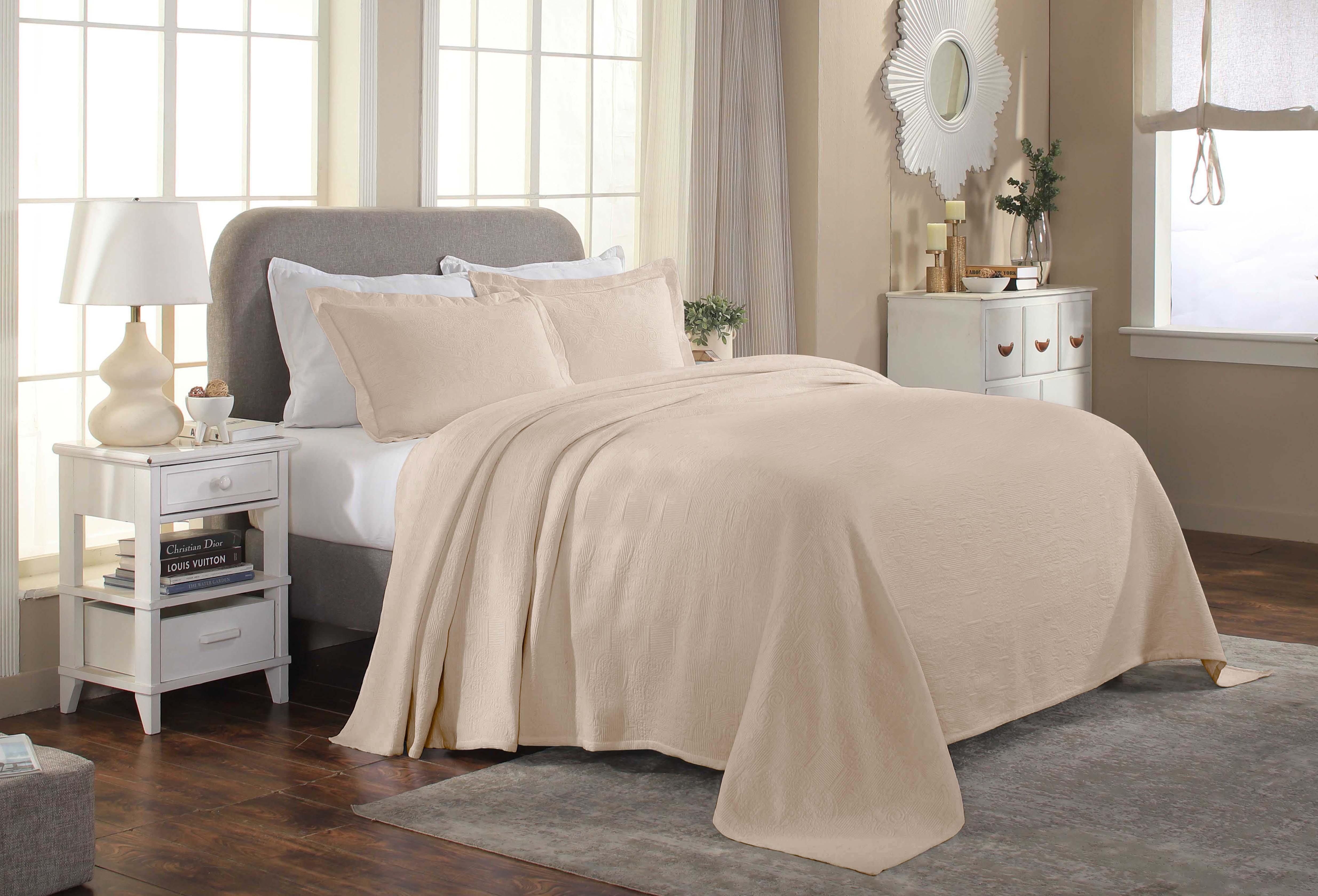 Florin Cotton Matelasse Weave Jacquard Scroll Medallion Bedspread Set - Bedspread by Superior Brand
