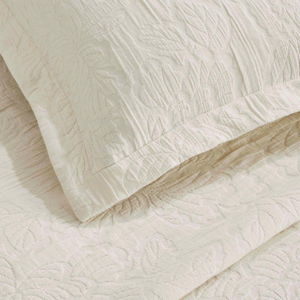 Cotton Bedspread Sets 3-Piece Hibiscus Floral Jacquard Matelassé - Bedspread by Superior Brand