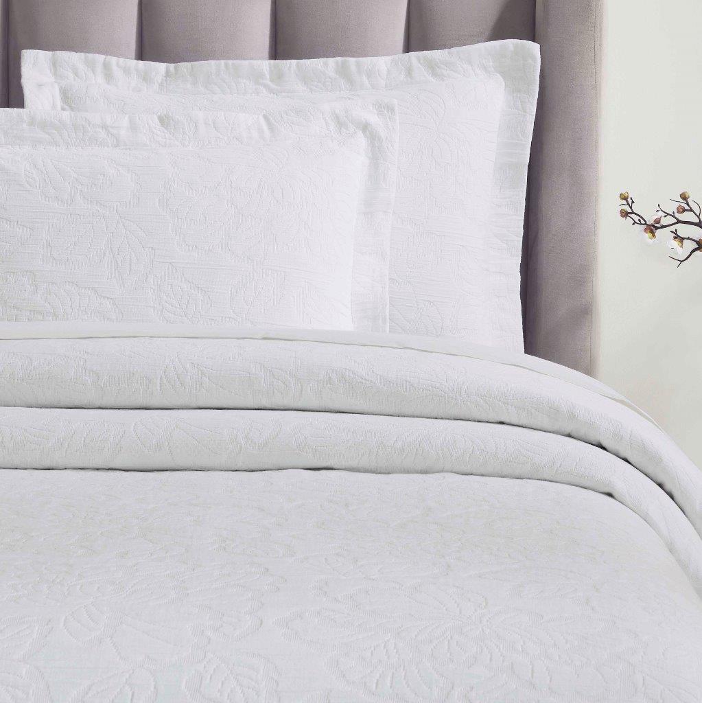 Cotton Bedspread Sets 3-Piece Hibiscus Floral Jacquard Matelassé - Bedspread by Superior Brand