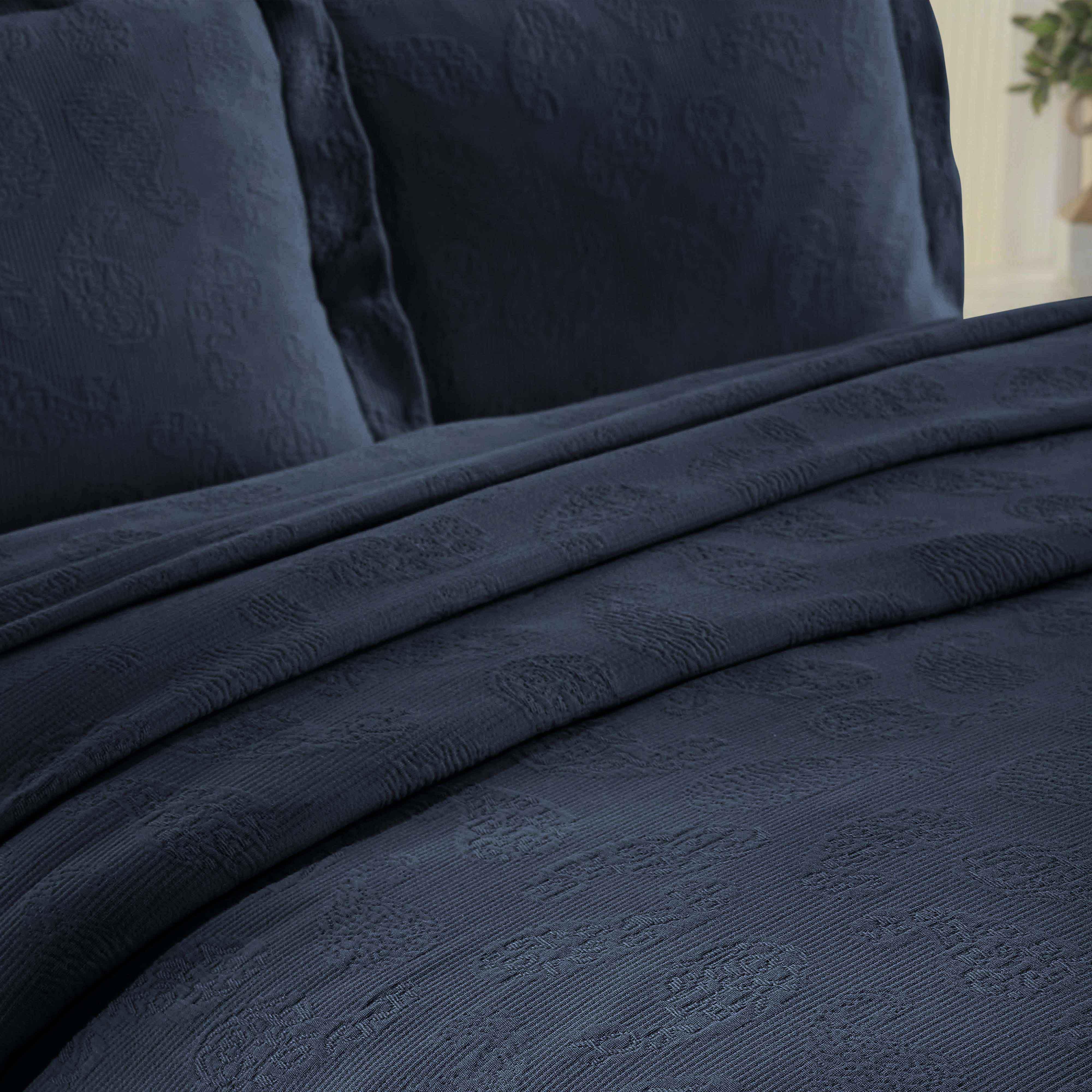 Lightweight Cotton Bedspread Set 3-Piece Paisley Jacquard Matelassé - Bedspread by Superior Brand