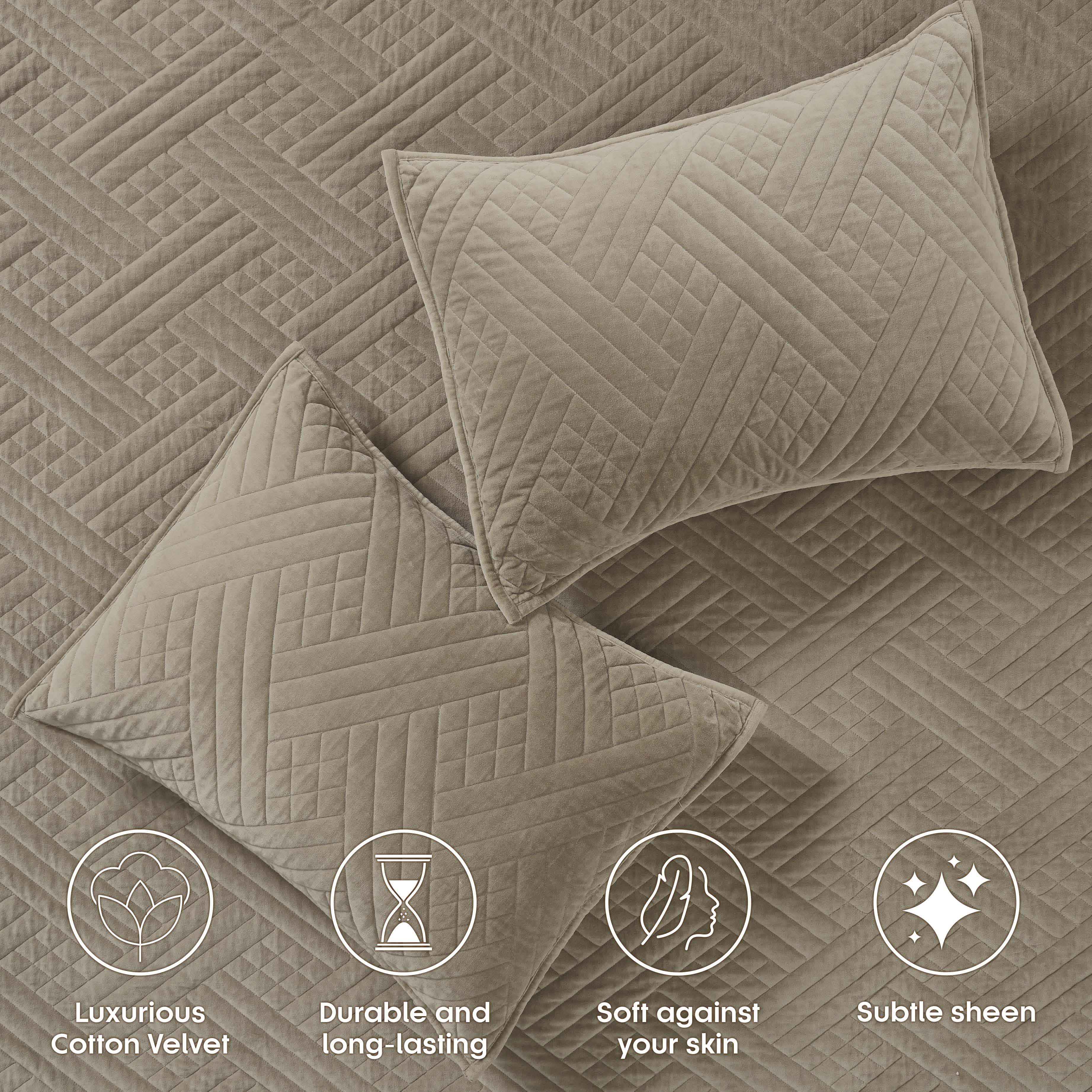 Karina Cotton Velvet Lightweight Geometric Quilt and Pillow Sham Set - Quilt Set by Superior Brand