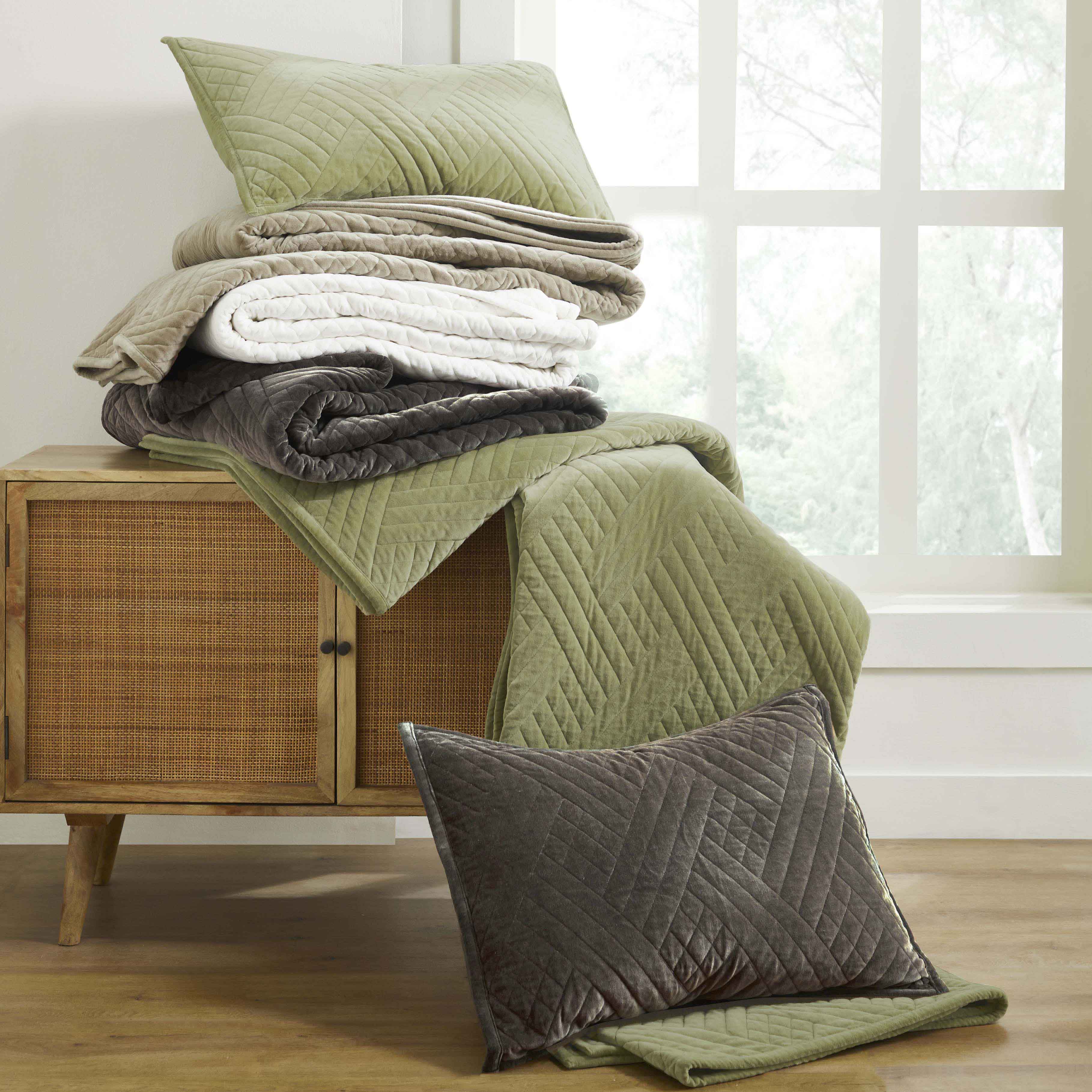 Karina Cotton Velvet Lightweight Geometric Quilt and Pillow Sham Set - Quilt Set by Superior Brand