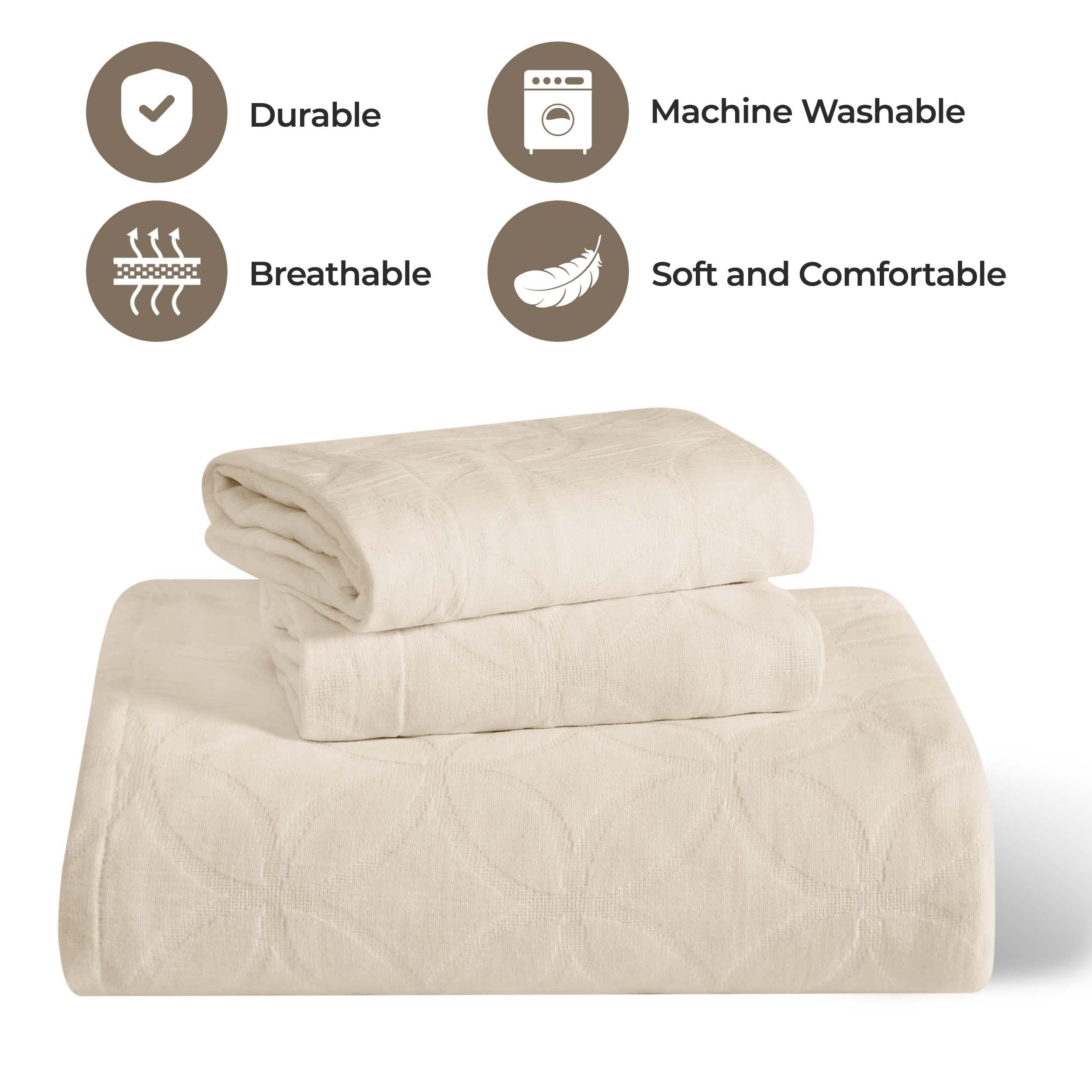 Lightweight Cotton Bedspread Sets 3-Piece Serenity Wedding Ring Jacquard Matelassé - Bedspread by Superior Brand