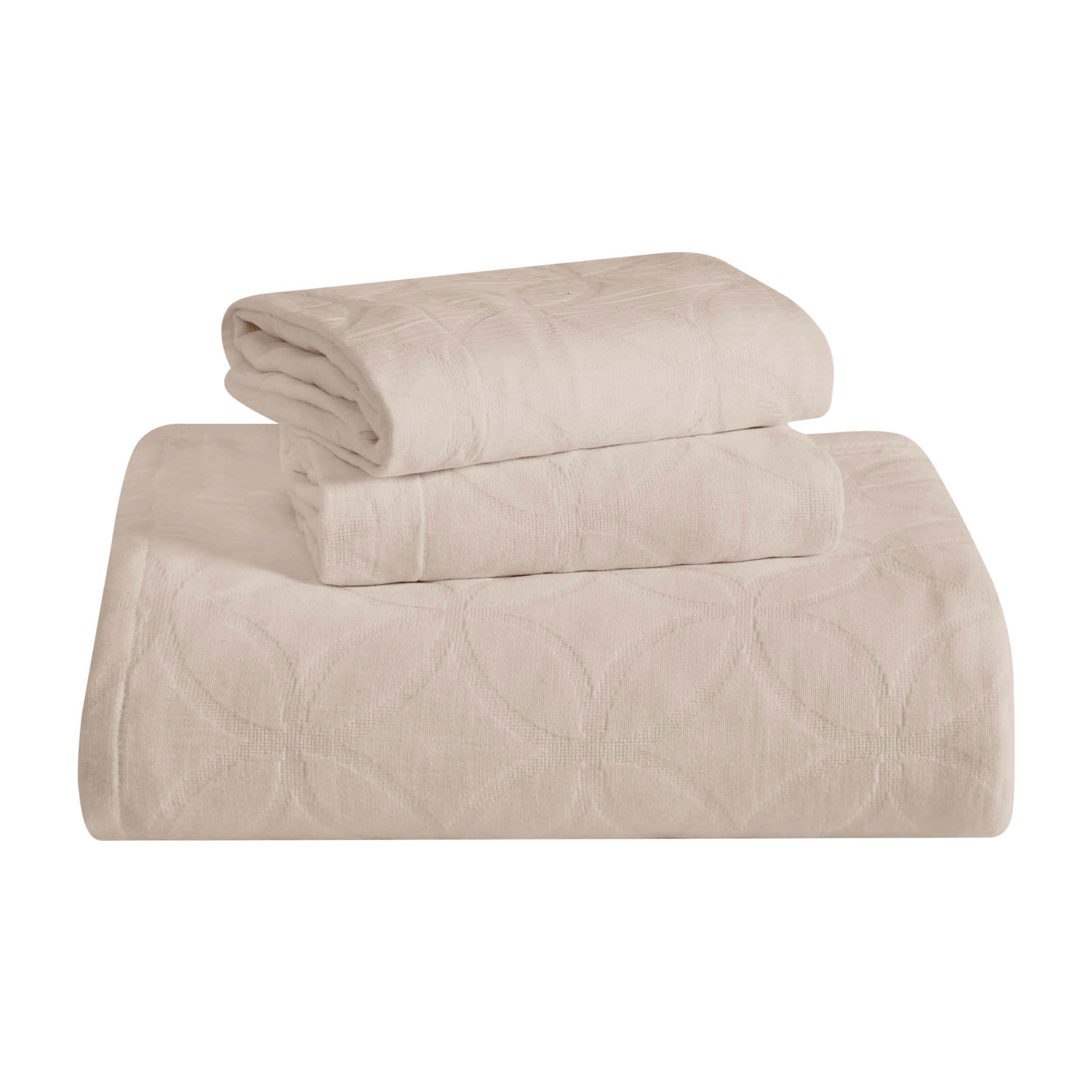 Lightweight Cotton Bedspread Sets 3-Piece Serenity Wedding Ring Jacquard Matelassé - Bedspread by Superior Brand